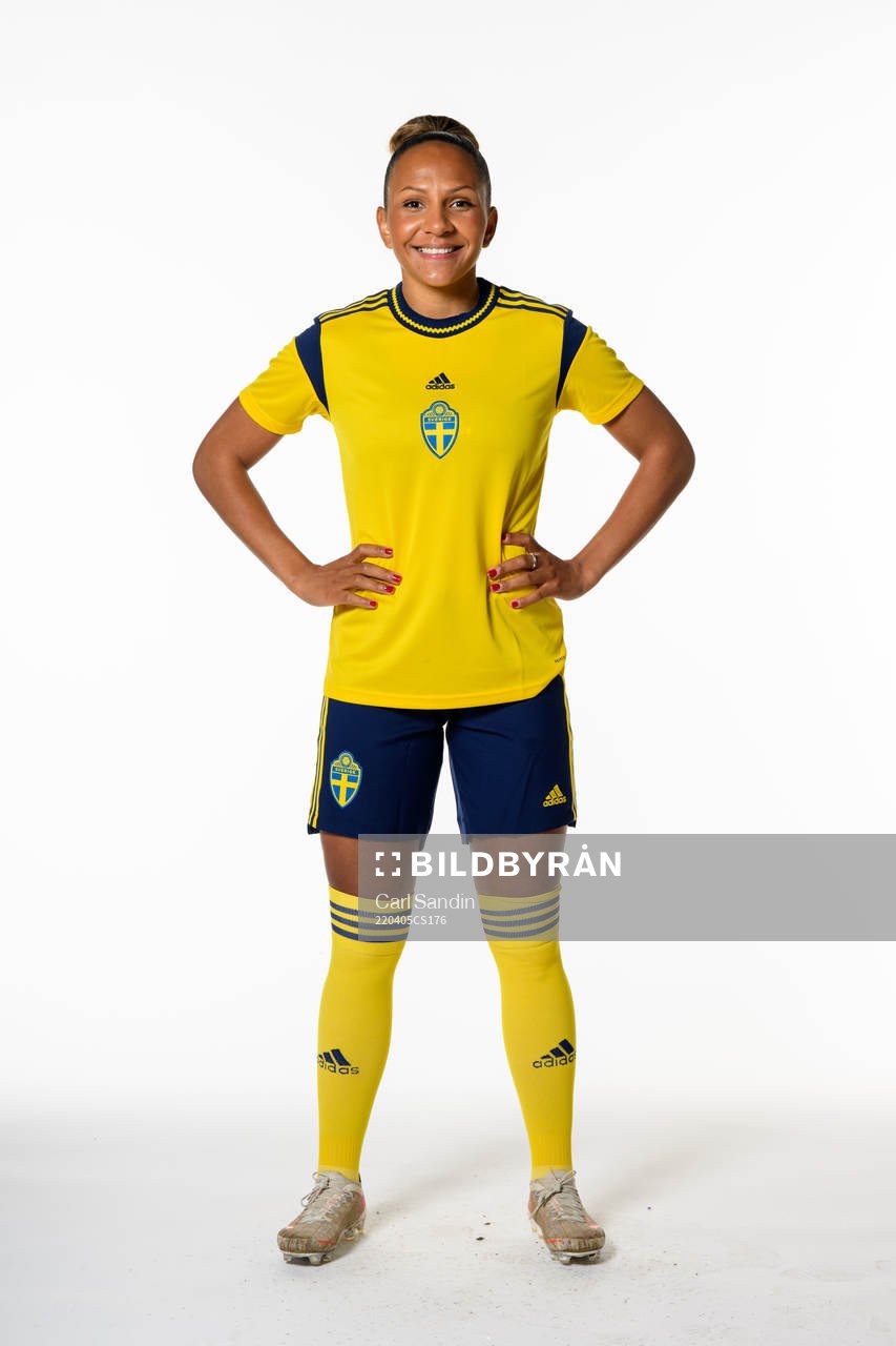 Madelen Janogy