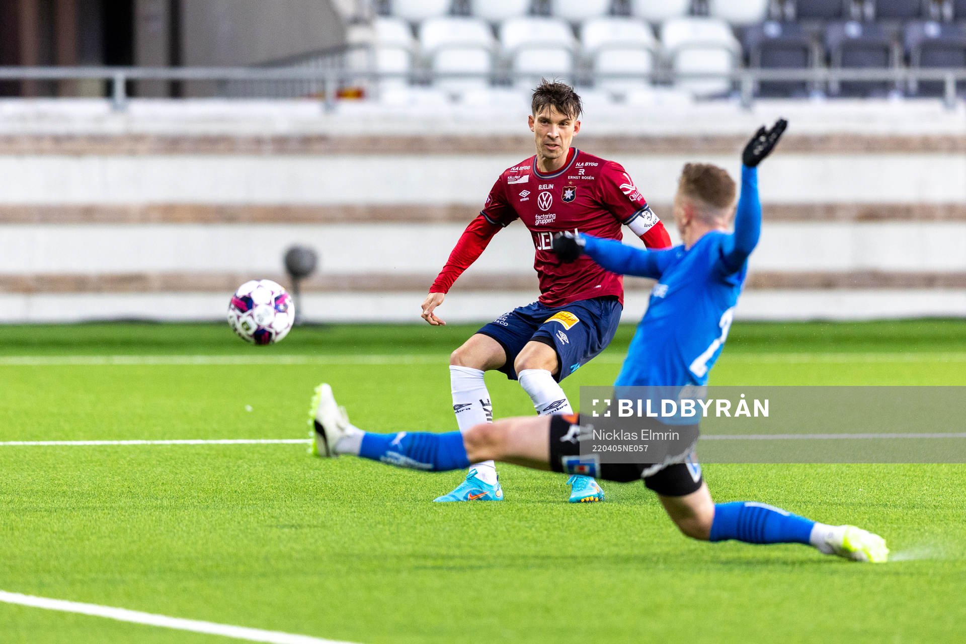 Örgrytes Daniel Paulson mot Halmstads Andreas Bengtsson