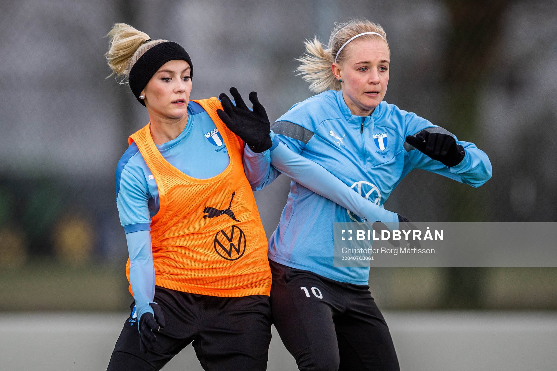 Holly Persson och Melina Skarström