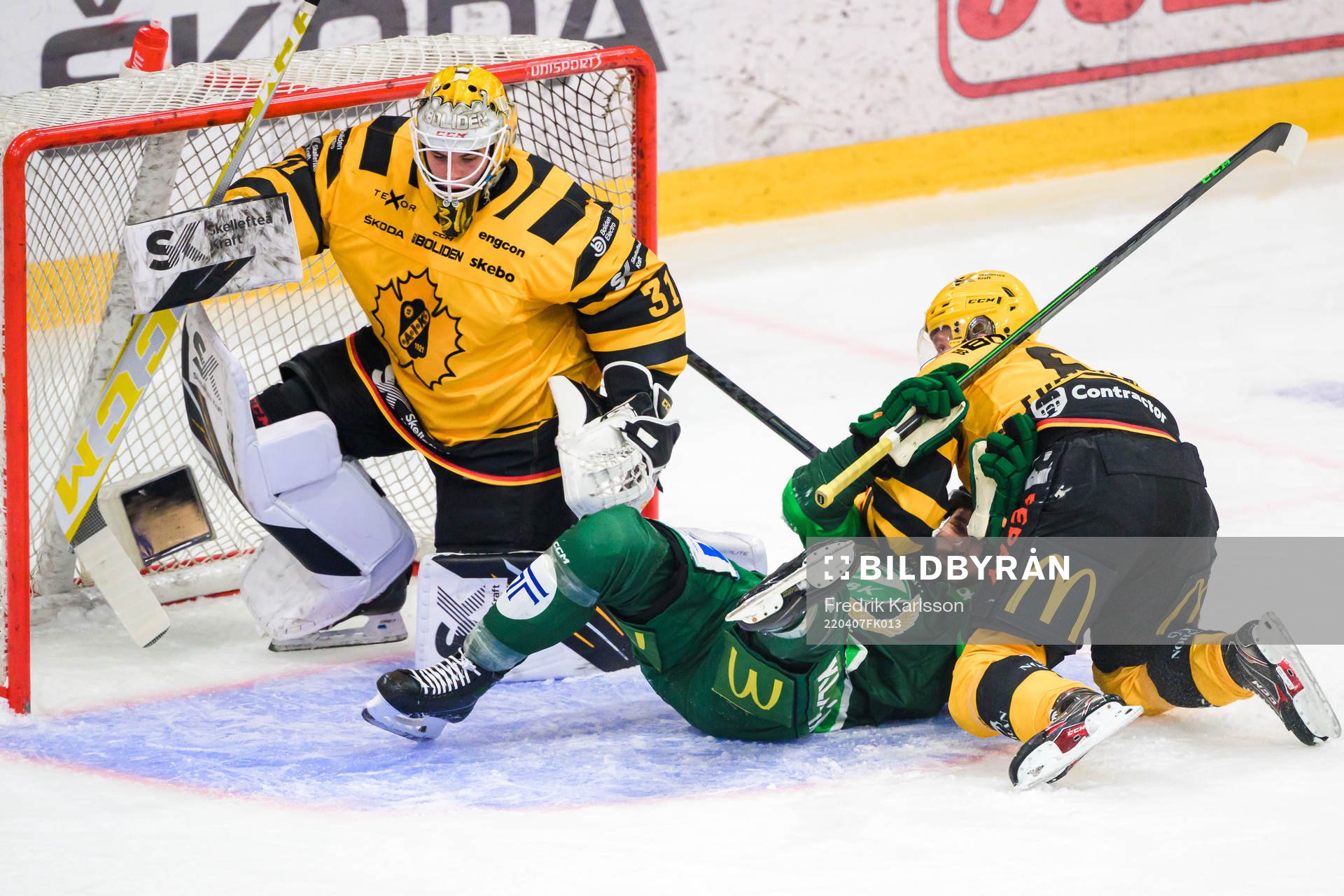 Skellefteås målvakt Strauss Mann och Petter Granberg