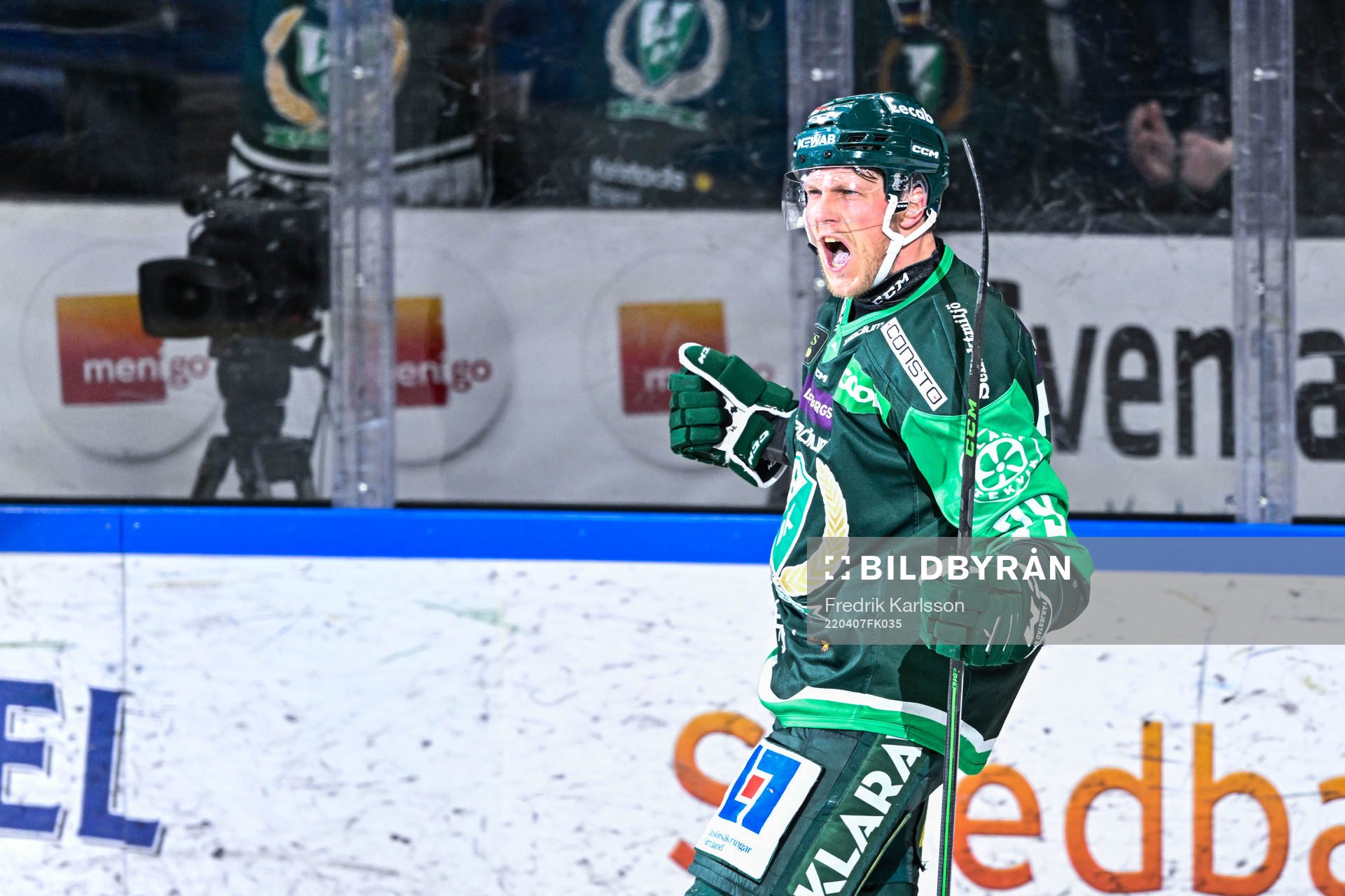 Färjestads Patrik Lundh jublar