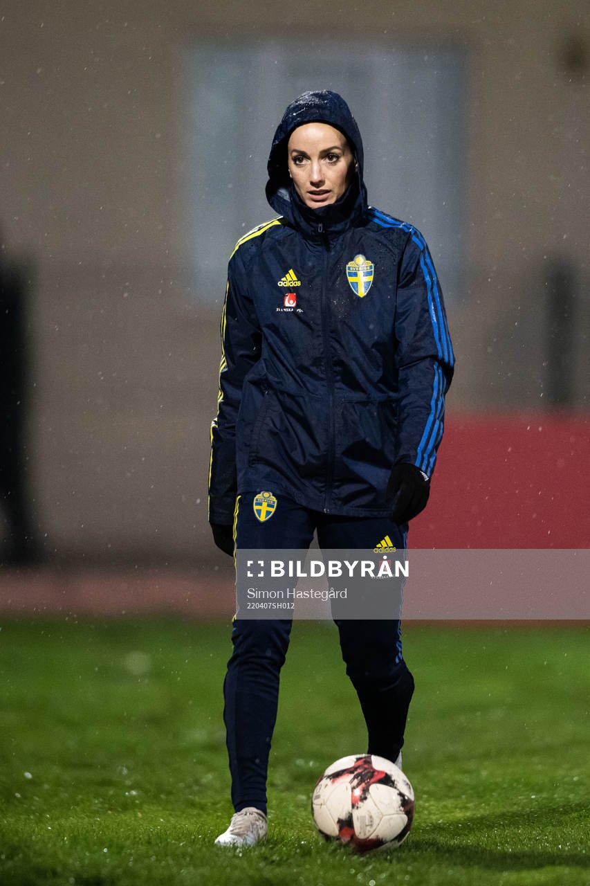 Kosovare Asllani of Sweden