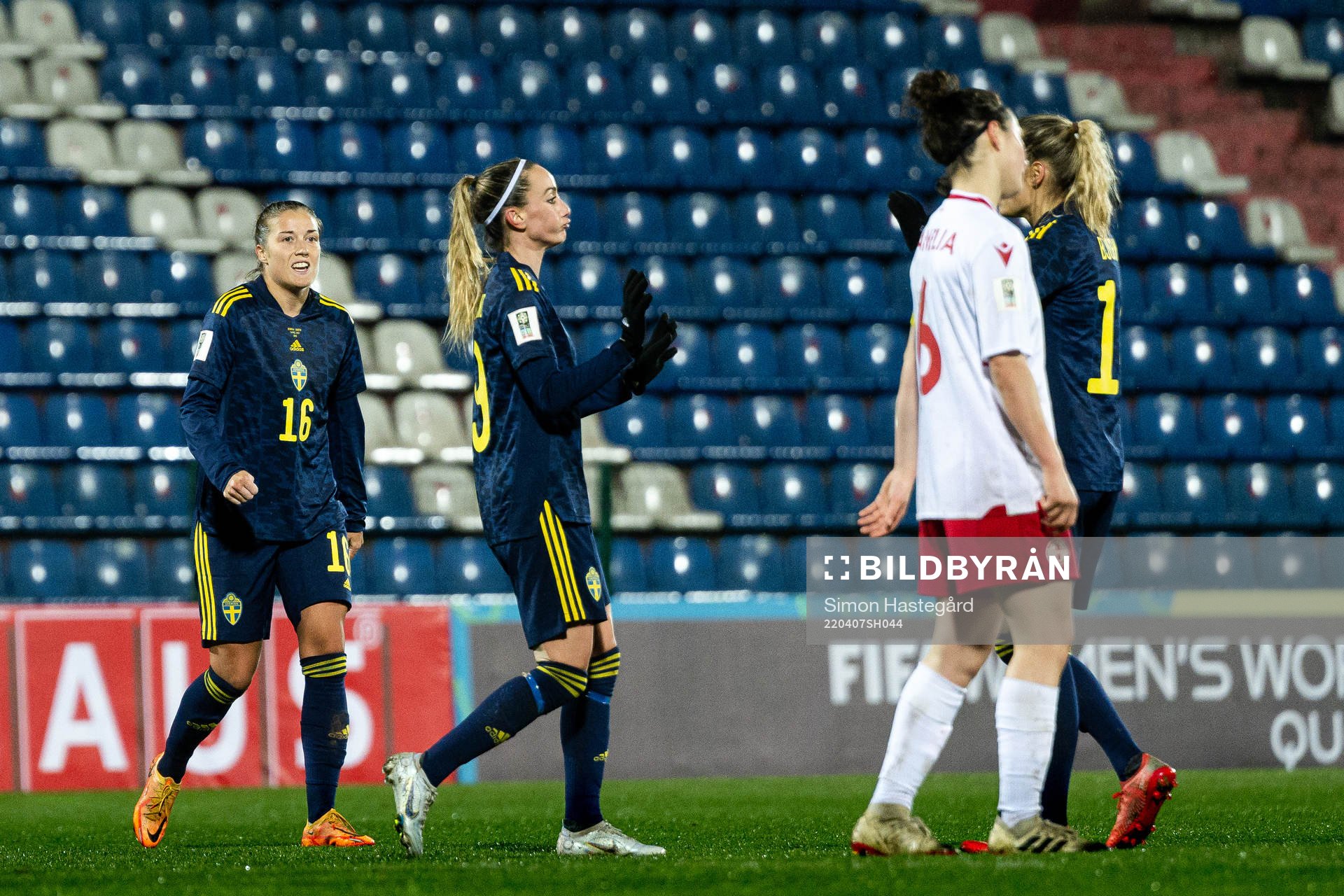 Kosovare Asllani of Sweden celebrates the 0-13 goal