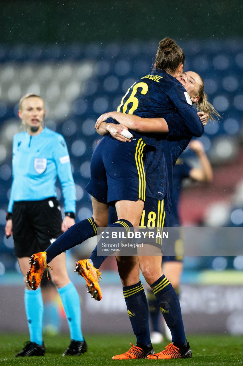 Filippa Angeldahl and Fridolina Rolfö of Sweden celebrate