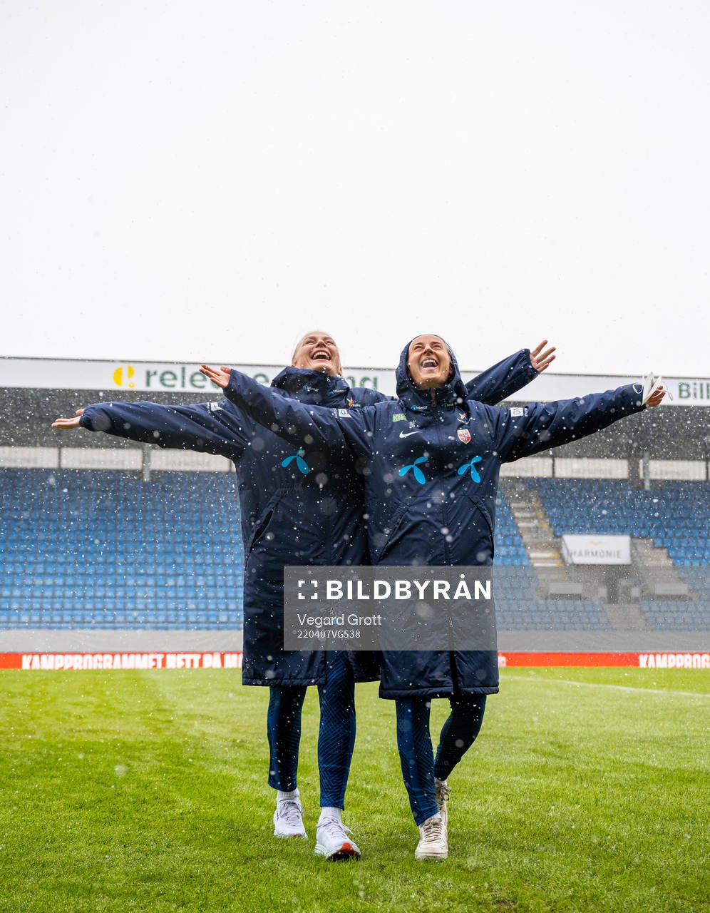 Guro Bergsvand and Anja Sønstevold of Norway