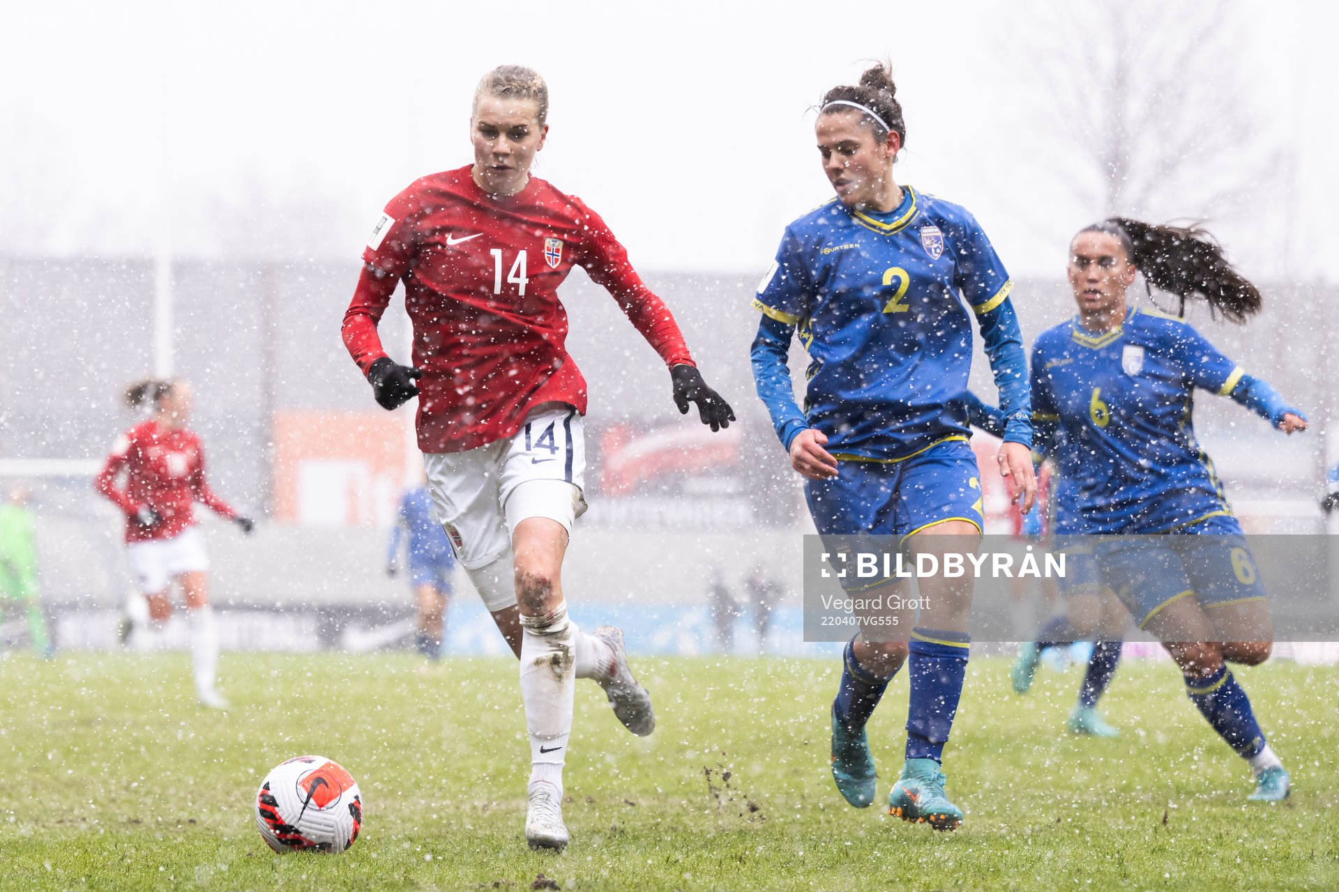 Ada Hegerberg of Norway and Edona Kastrati of Kosovo