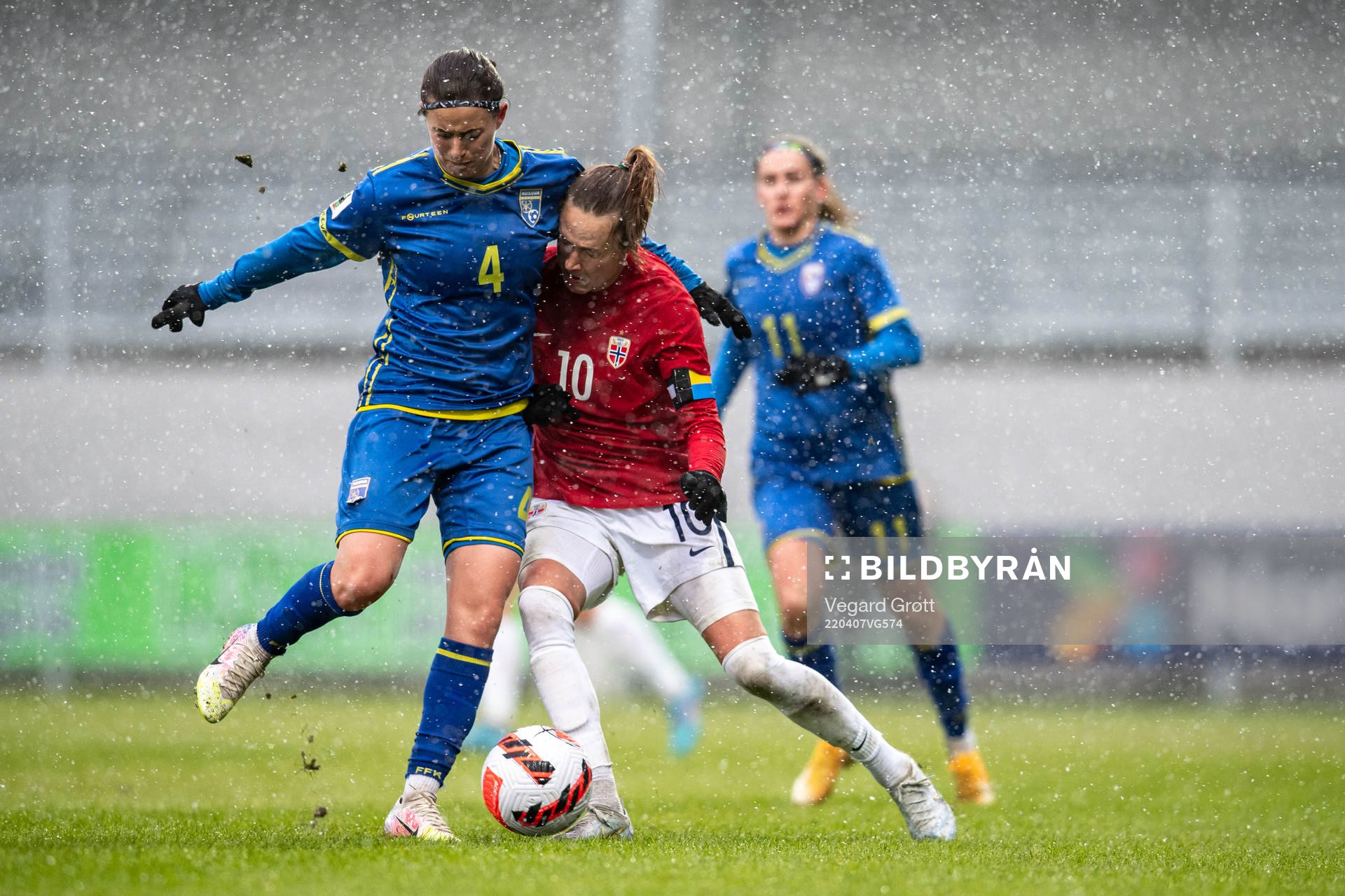 Donjeta Halilaj of Kosovo and Caroline Graham Hansen of