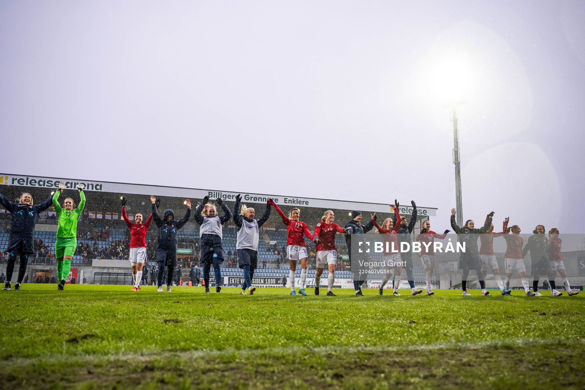 Players of Norway celebrate