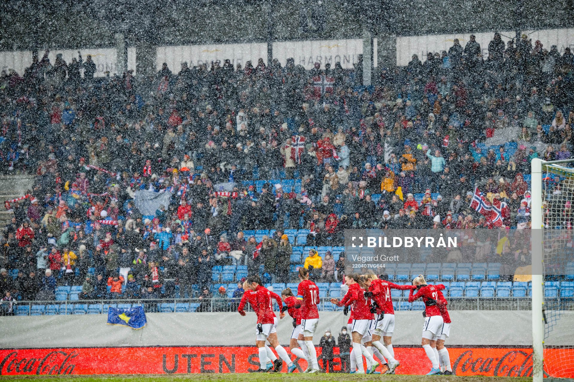 Ada Hegerberg of Norway celebrates with teammates