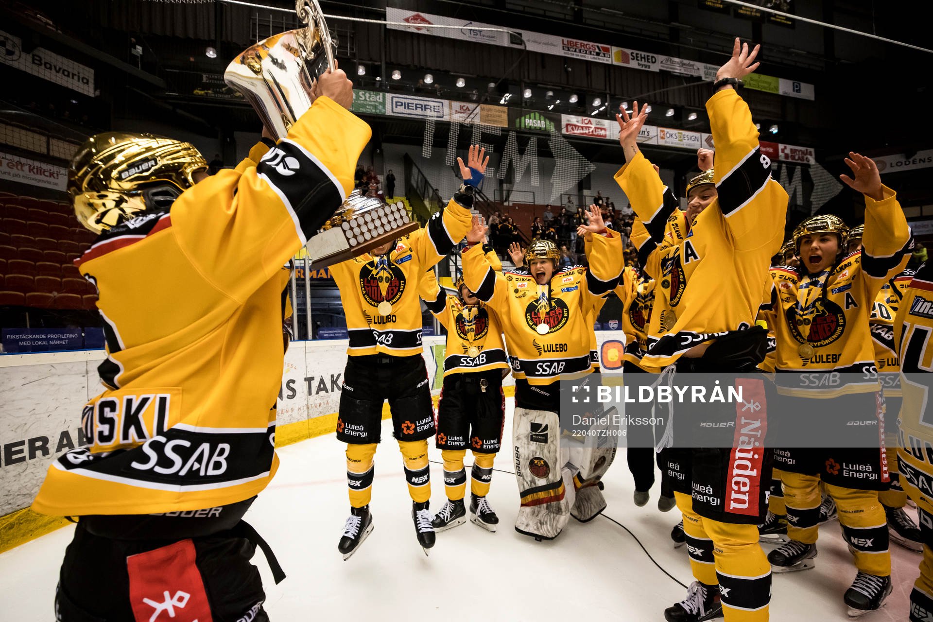 Luleå spelarna jublar