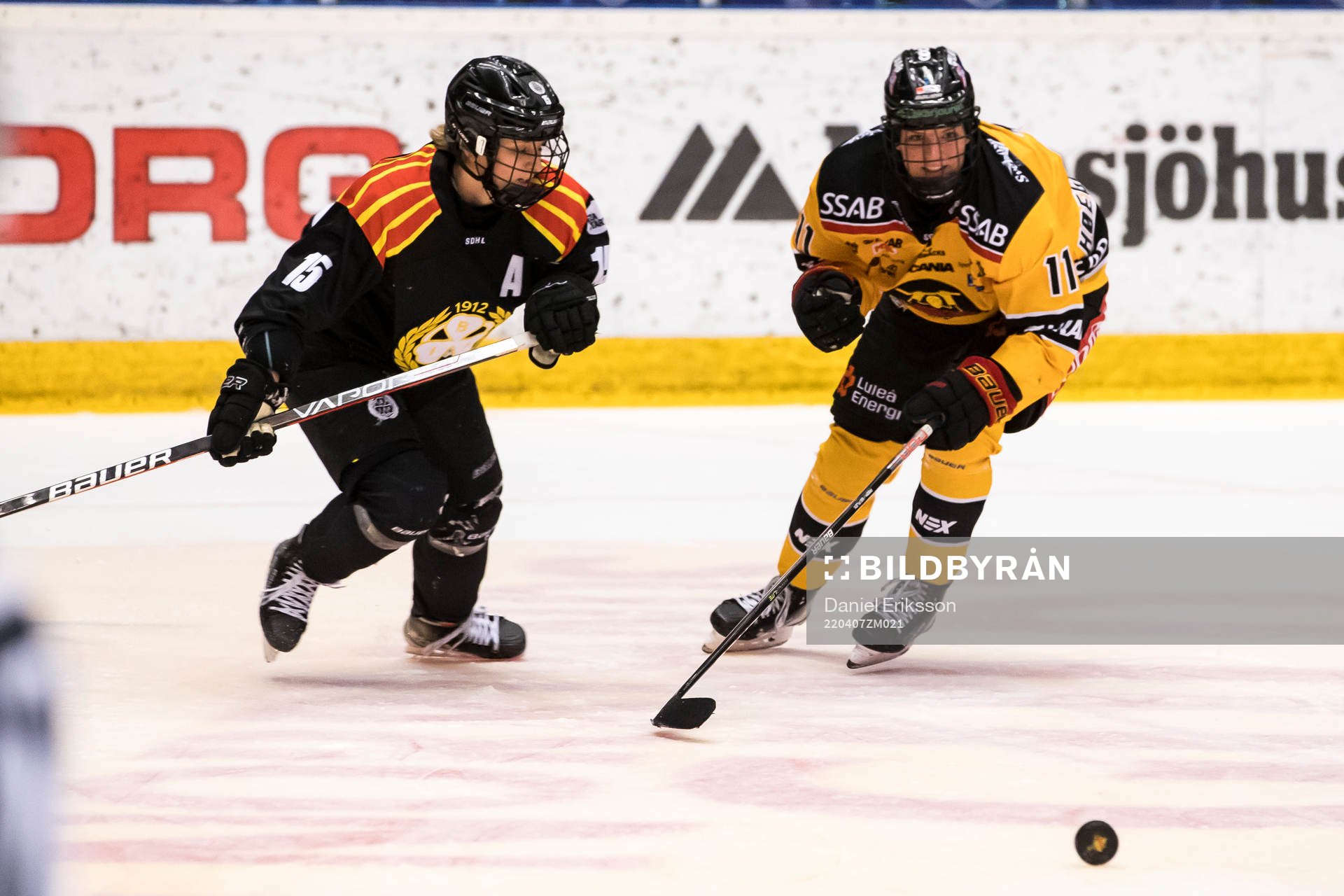 Brynäs Katerina Mrazova och Luleås Josefine Persson