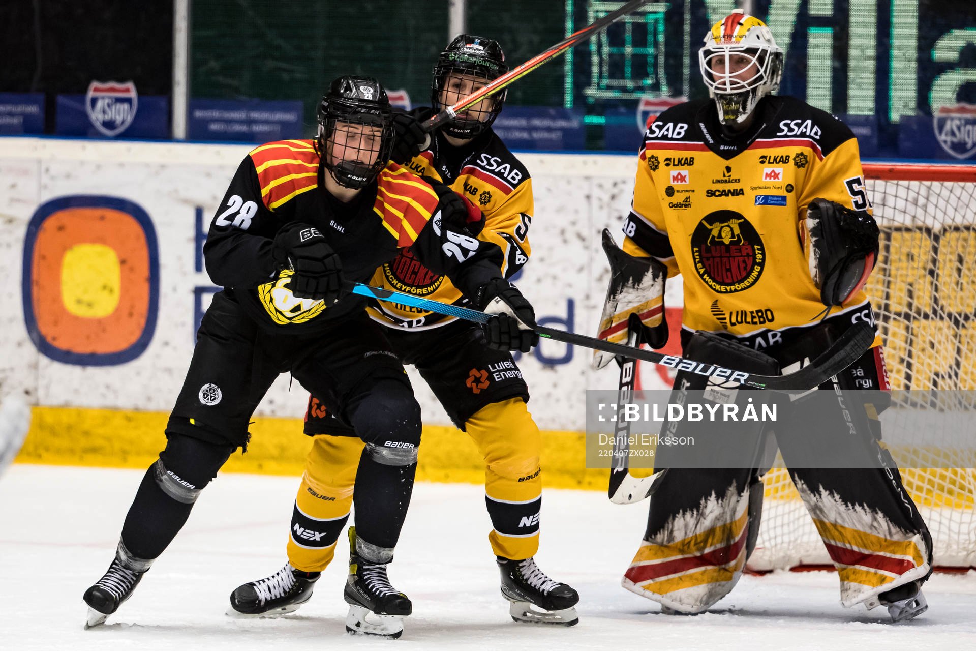 Brynäs Jenny Antonsson    och Luleås Johanna Fällman