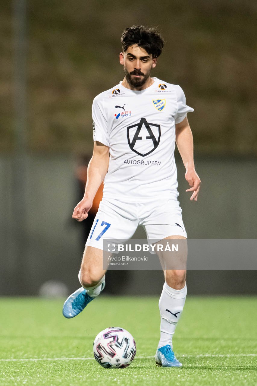 IFK Malmös Zackarias Faour under fotbollsmatchen i Ettan södra mellan Lunds BK och IFK Malmö den 8 april 2022 i Lund. 