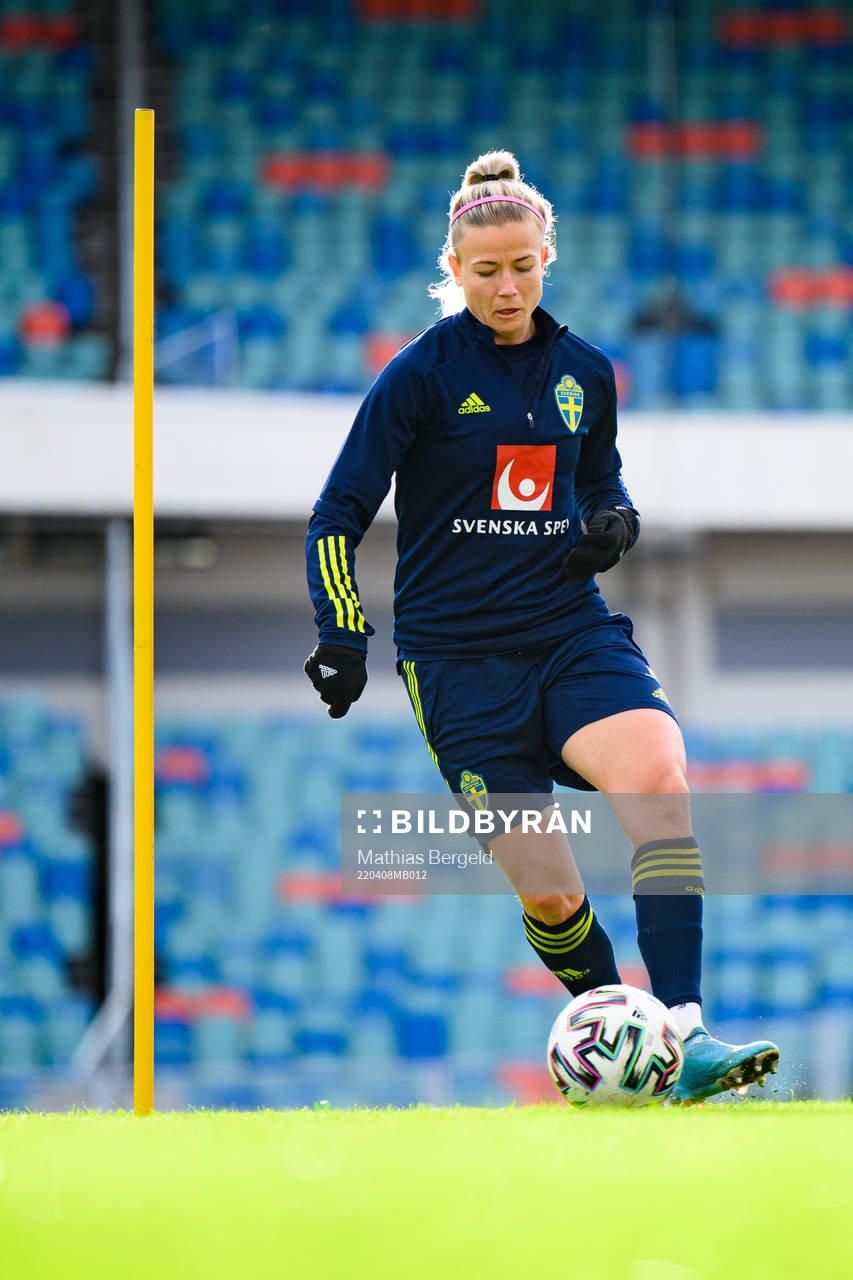 Hanna Glas and Emma Berglund of the Swedish women's