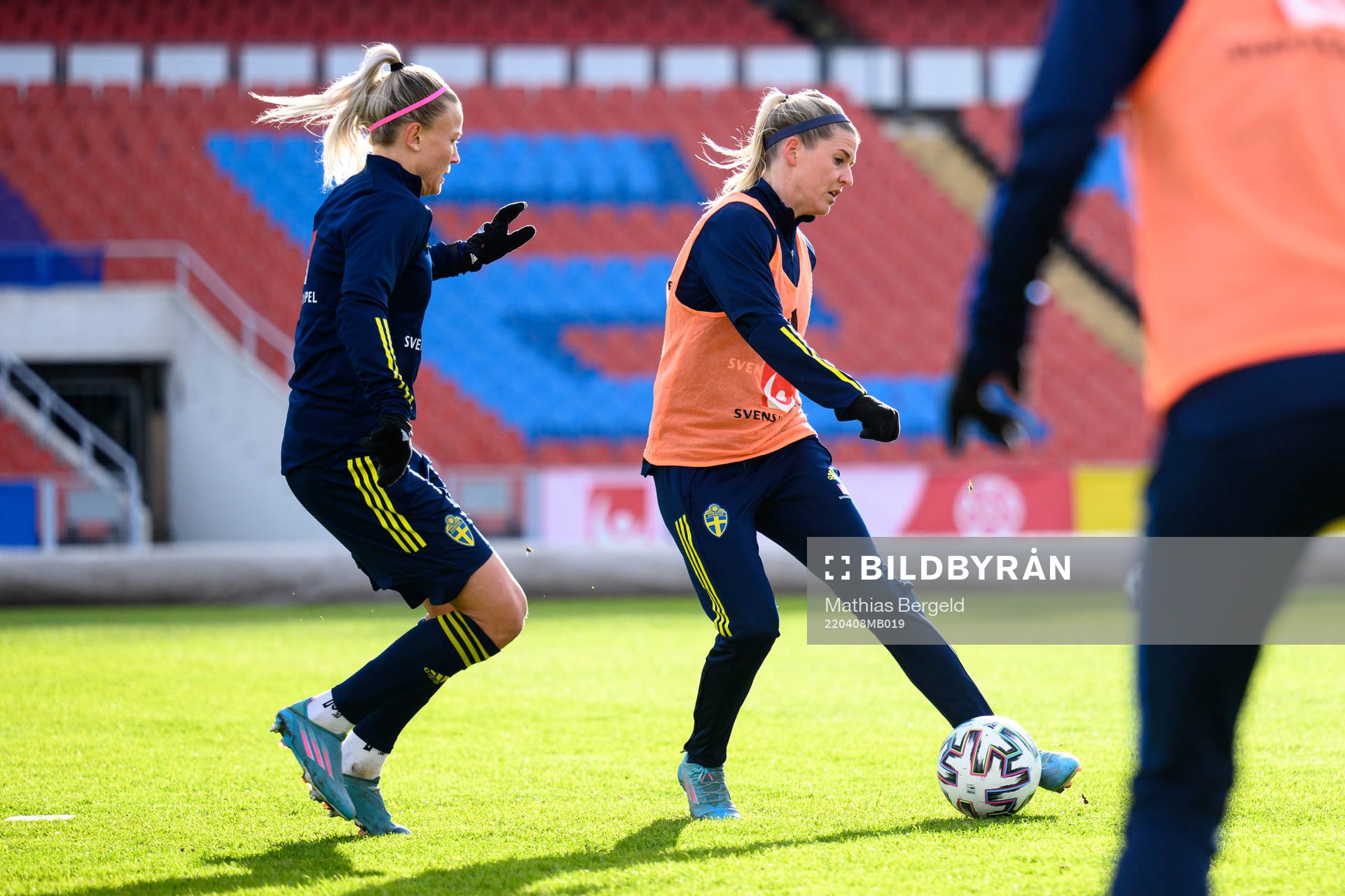 Hanna Glas and Olivia Schough of the Swedish women's