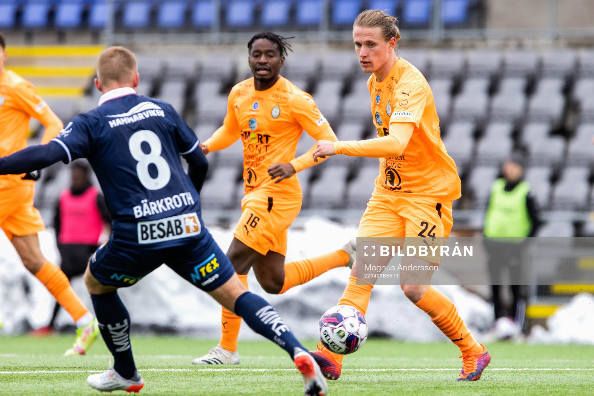 Örgrytes Nicklas Bärkroth och AFC Eskilstunas  York