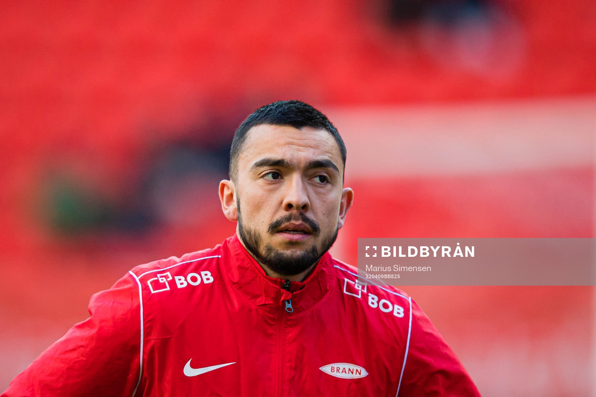 Niklas Fernando Nygaard Castro of Brann warms up