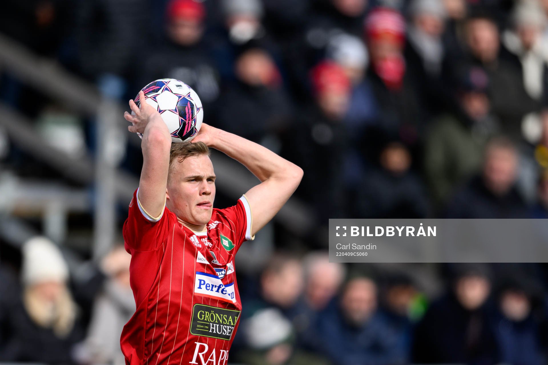 Skövdes Gustav Friberg med ett inkast