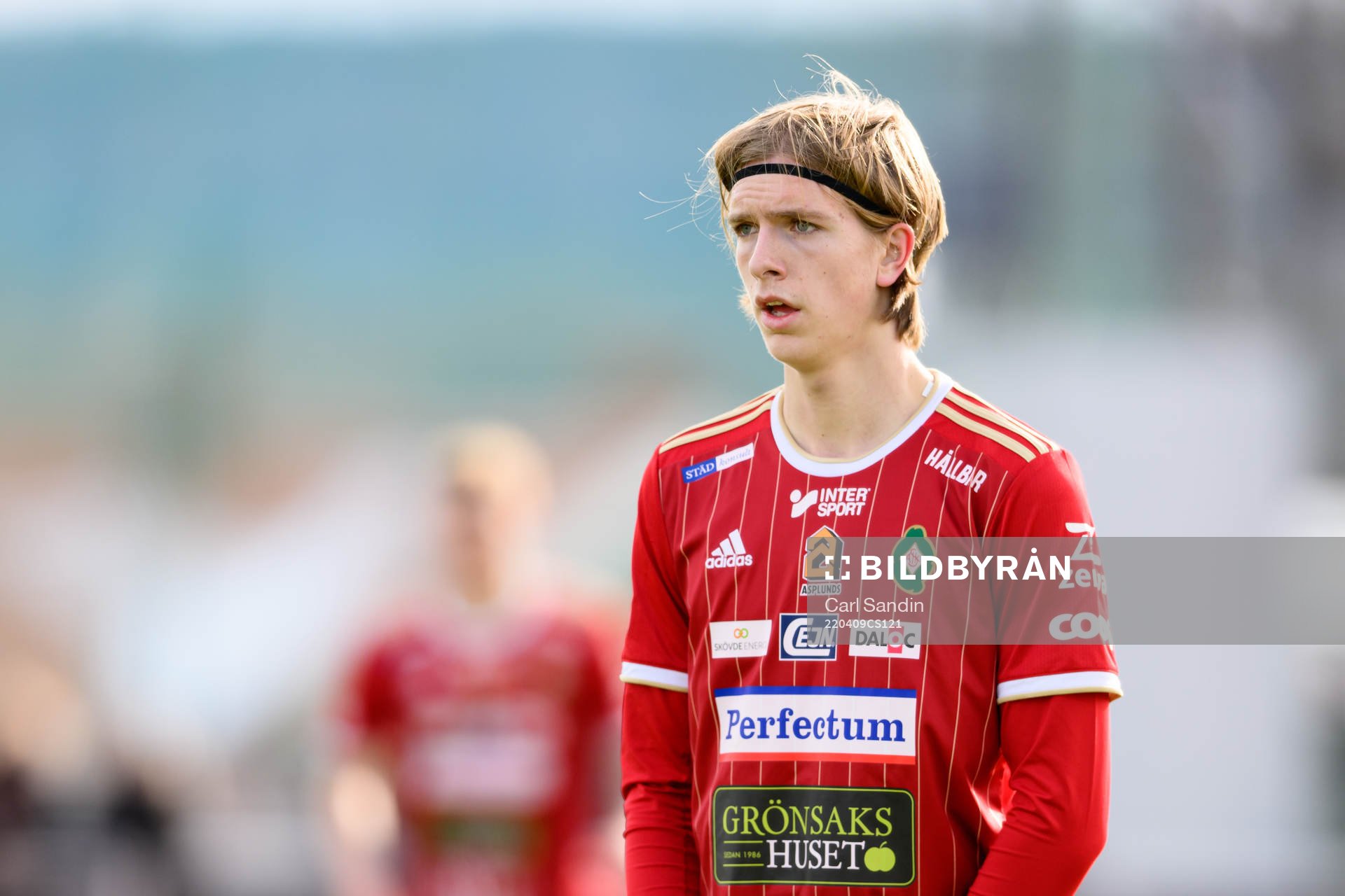Skövdes David Frisk under fotbollsmatchen i Superettan mellan Skövde AIK och Landskrona den 9 april 2022 i Skövde. 