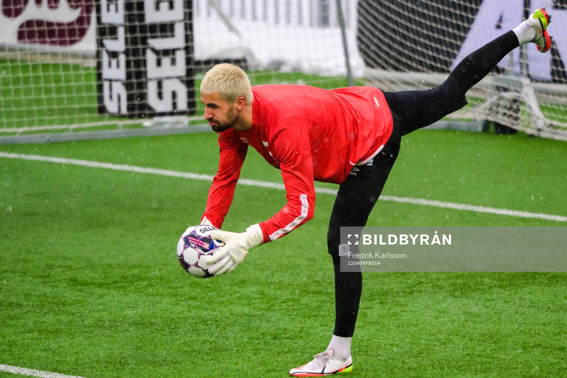 Degerfors målvakt Alfie Malik Whiteman