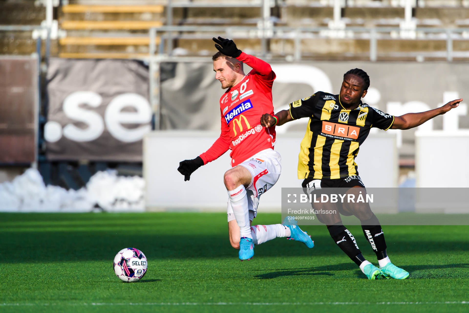 Degerfors Christos Gravius och Häckens Ibrahim Sadiq