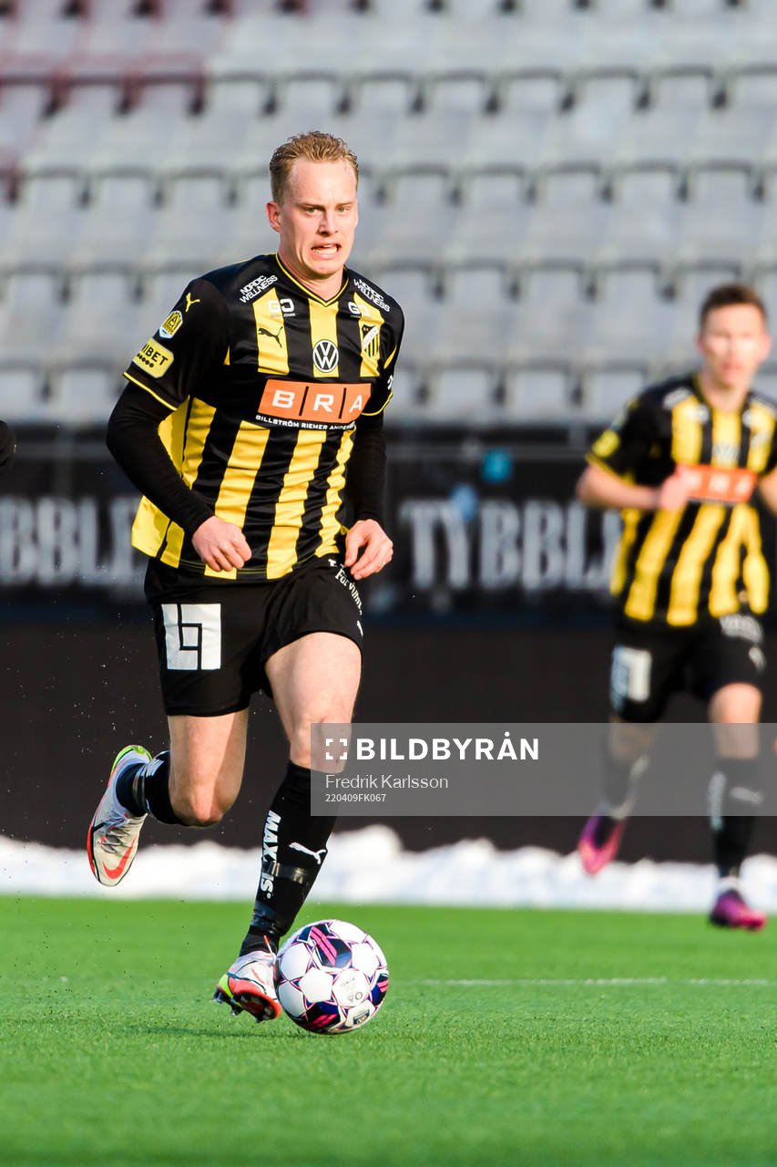Degerfors Adam Carlén och Häckens Gustav Berggren