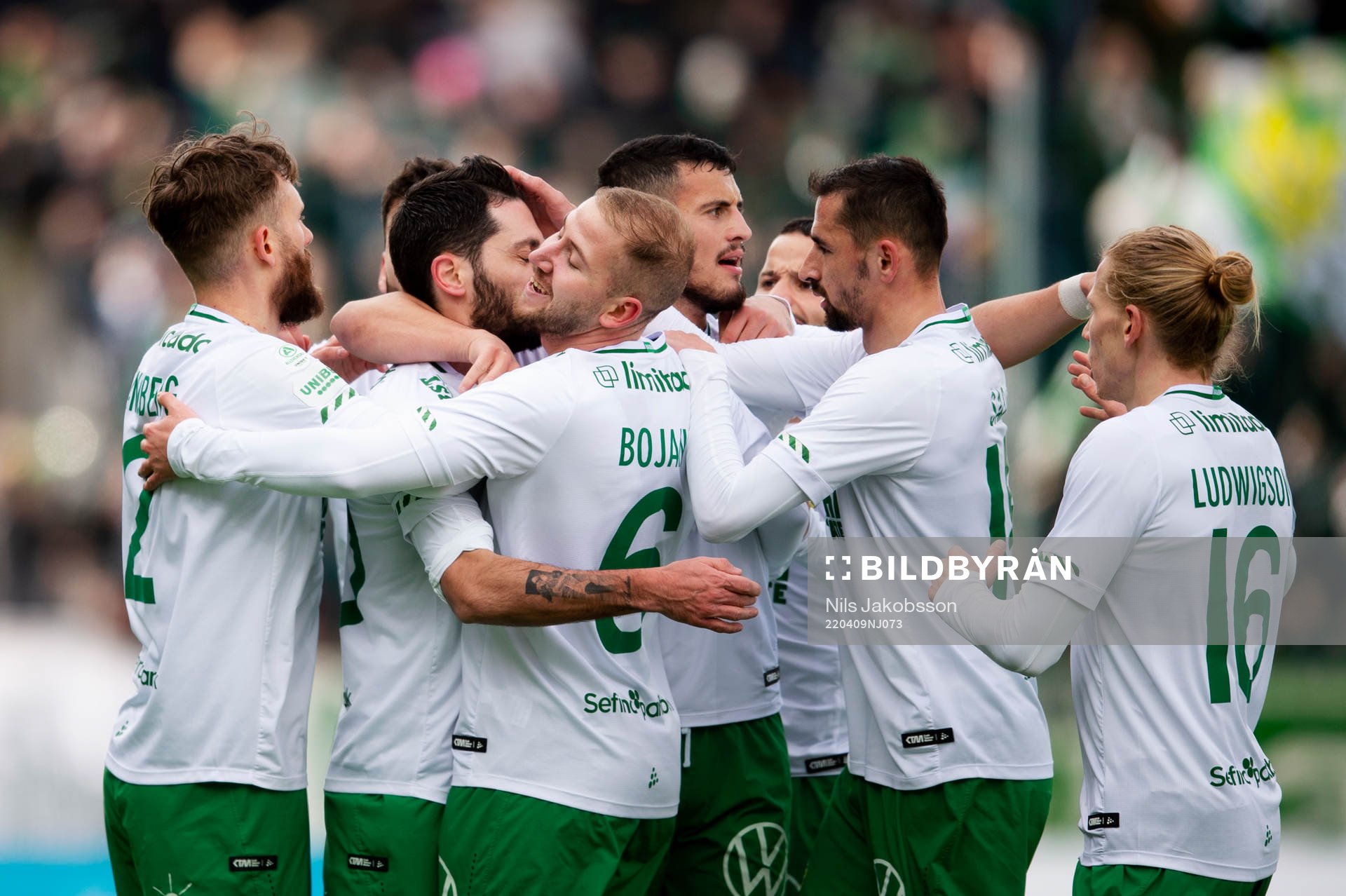 Hammarbys Simon Sandberg, Nahir Besara och Astrit Selmani,