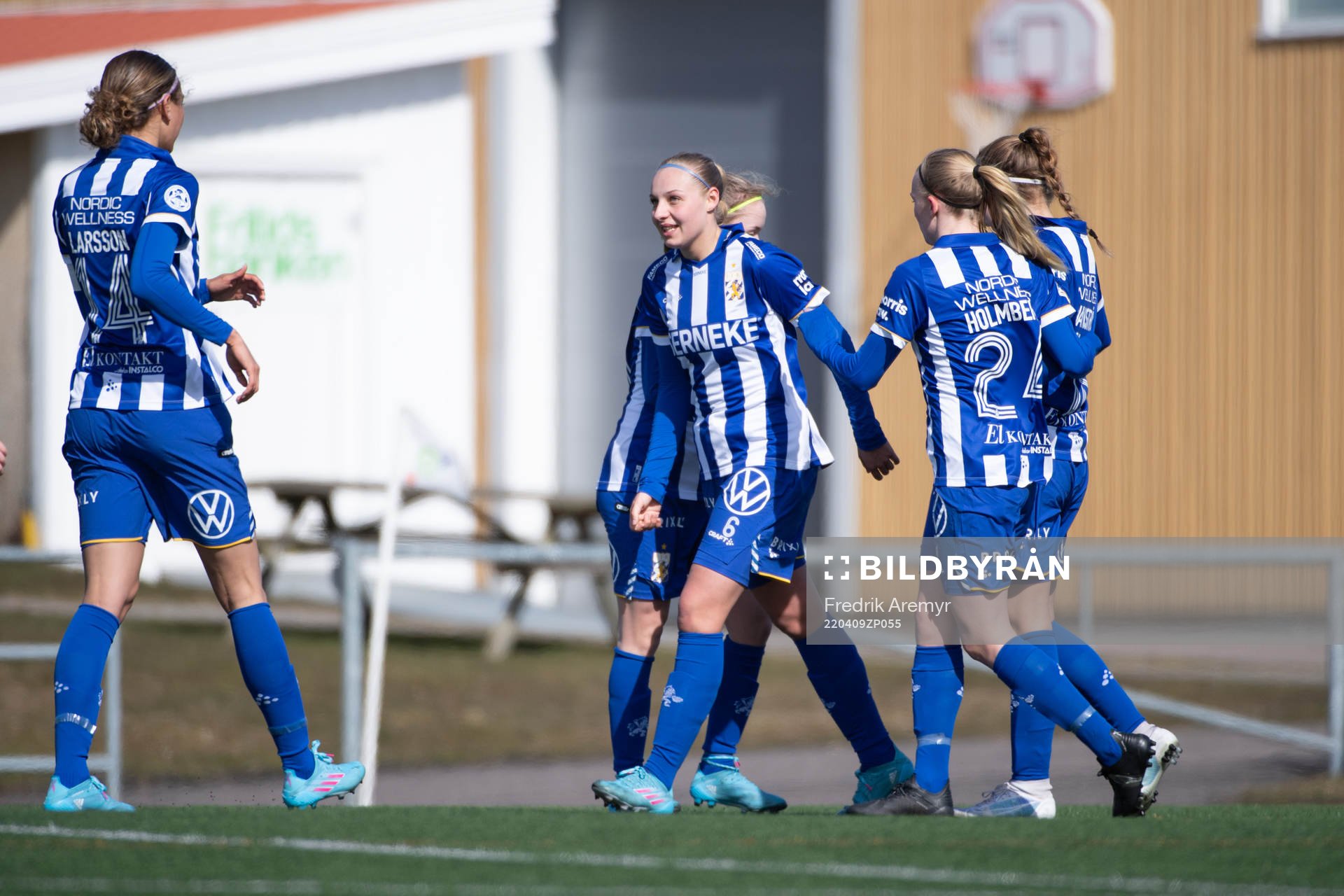 under fotbollsmatchen i division två mellan Öckerö och