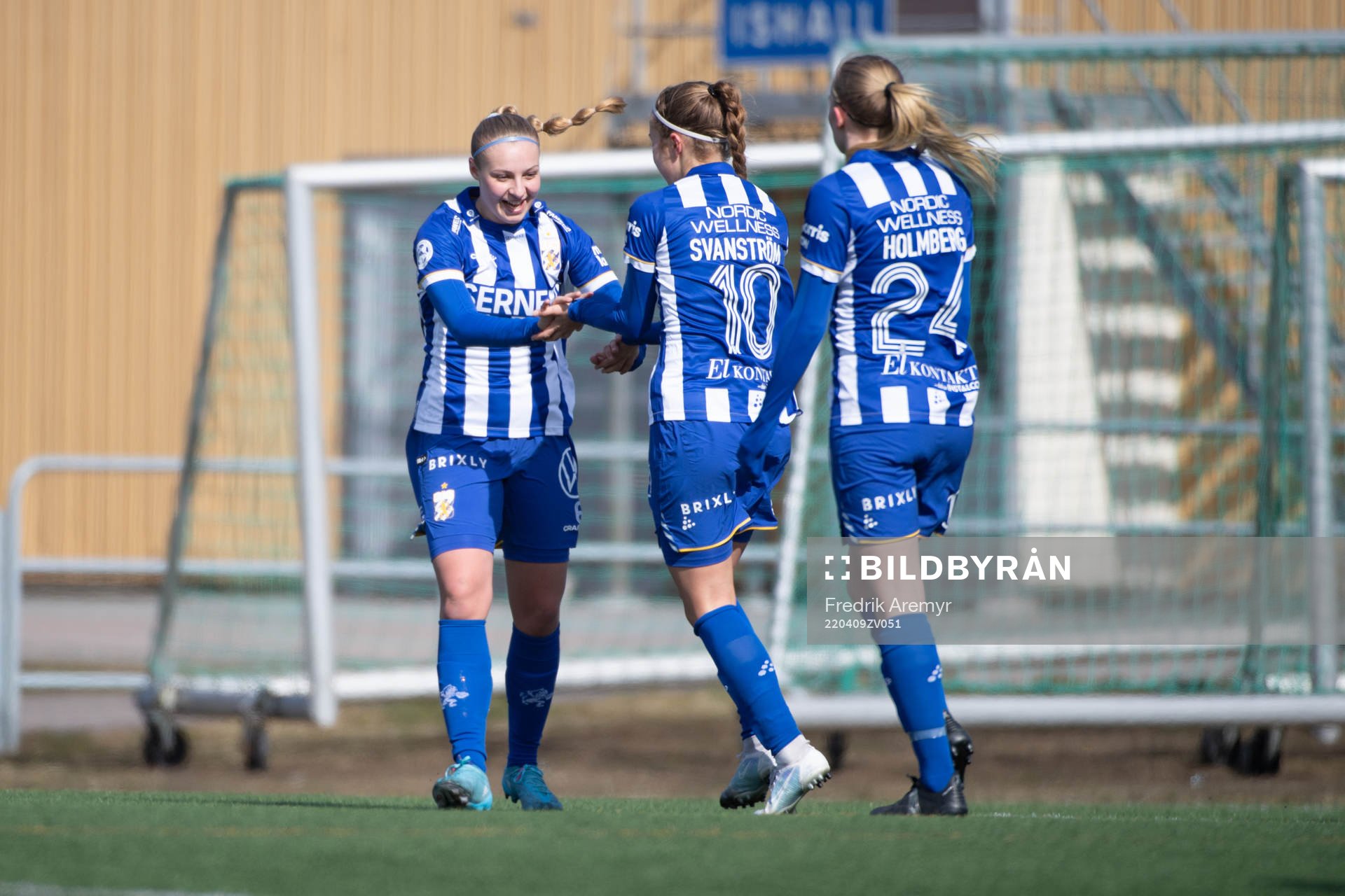 IFK Göteborgs Filippa Hopkins , Isabella Svanström ,