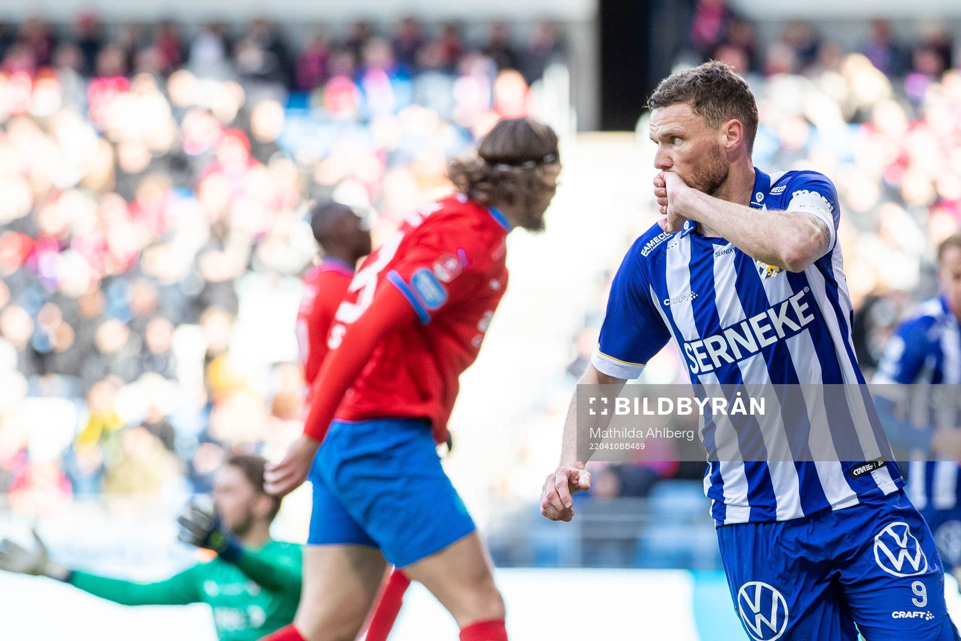 IFK Göteborgs Marcus Berg jublar efter 0-1 under fotbollsmatchen i Allsvenskan mellan Helsingborg och IFK Göteborg den 10 april 2022 i Helsingborg.