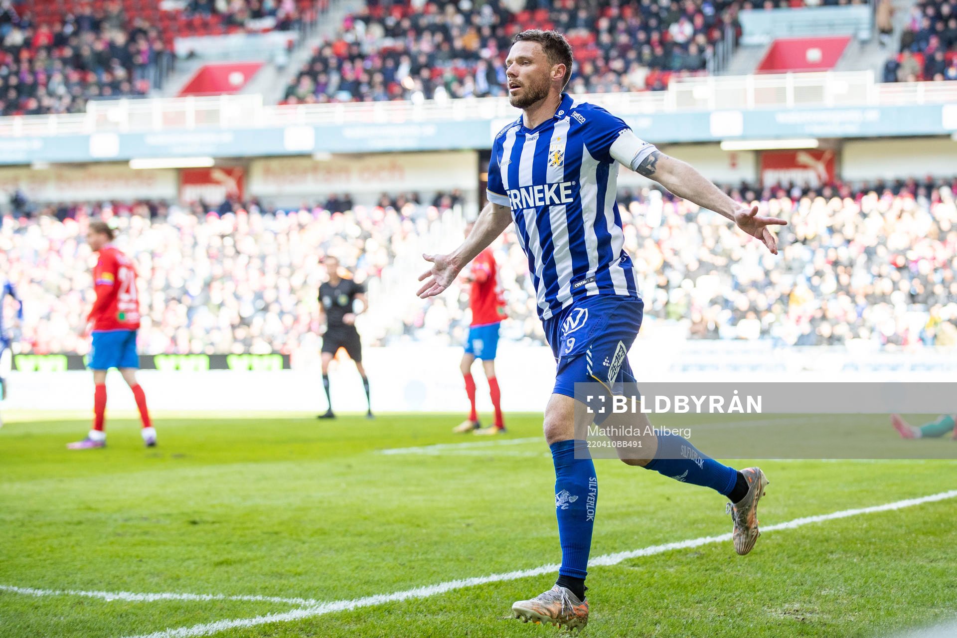 IFK Göteborgs Marcus Berg jublar efter 0-1 under fotbollsmatchen i Allsvenskan mellan Helsingborg och IFK Göteborg den 10 april 2022 i Helsingborg.