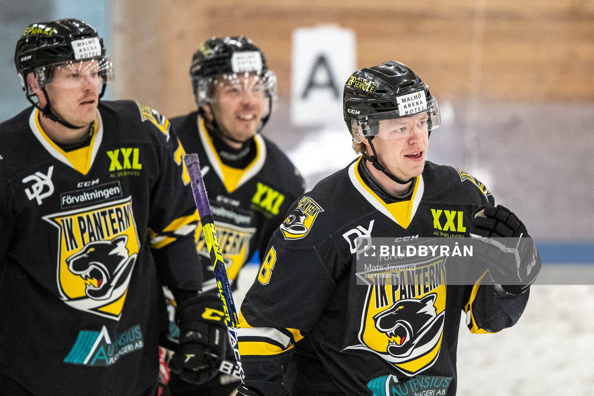 Panterns Pontus Svensson jublar