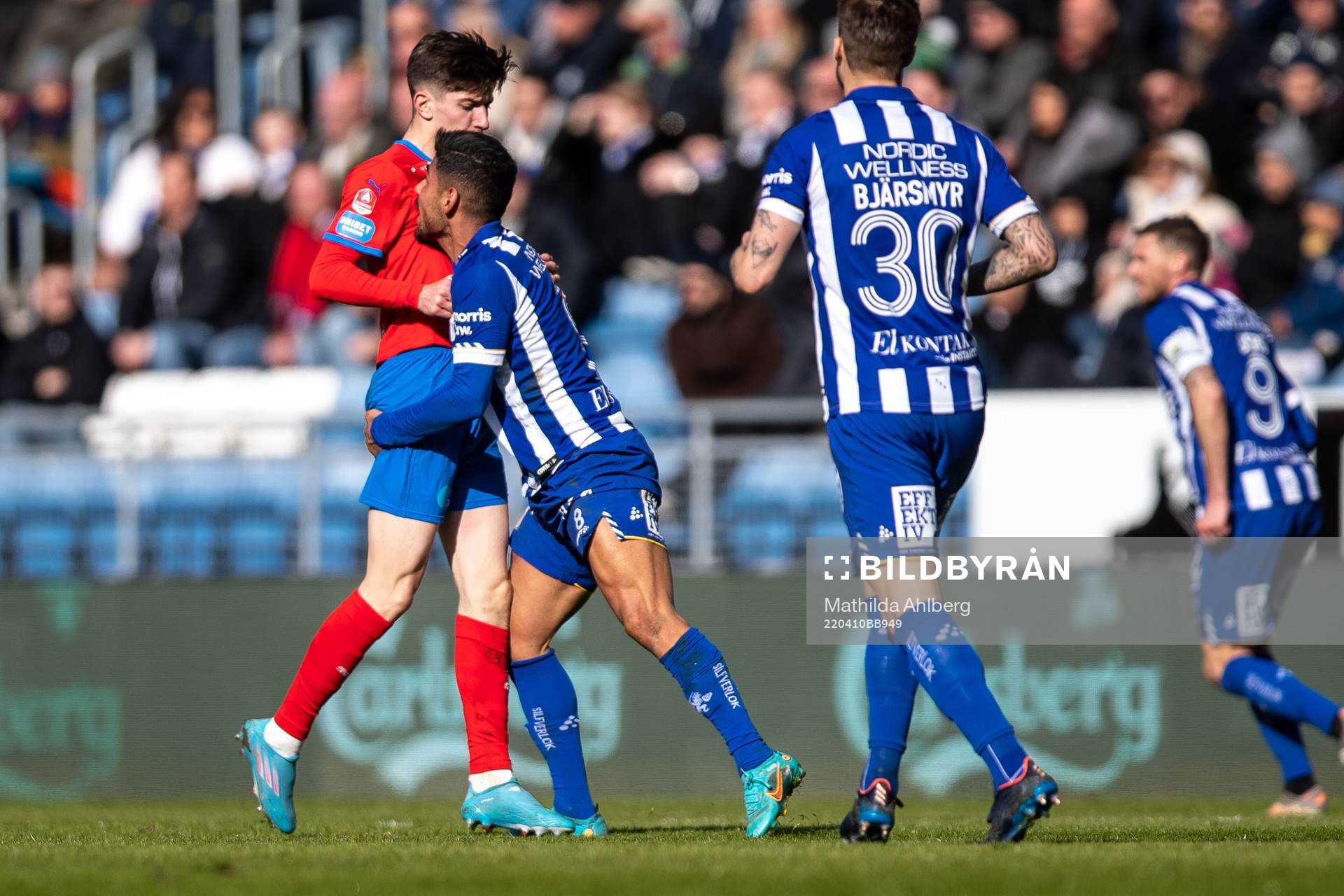 Helsingborgs Armin Gigovic och IFK Göteborgs Hosam Aiesh i