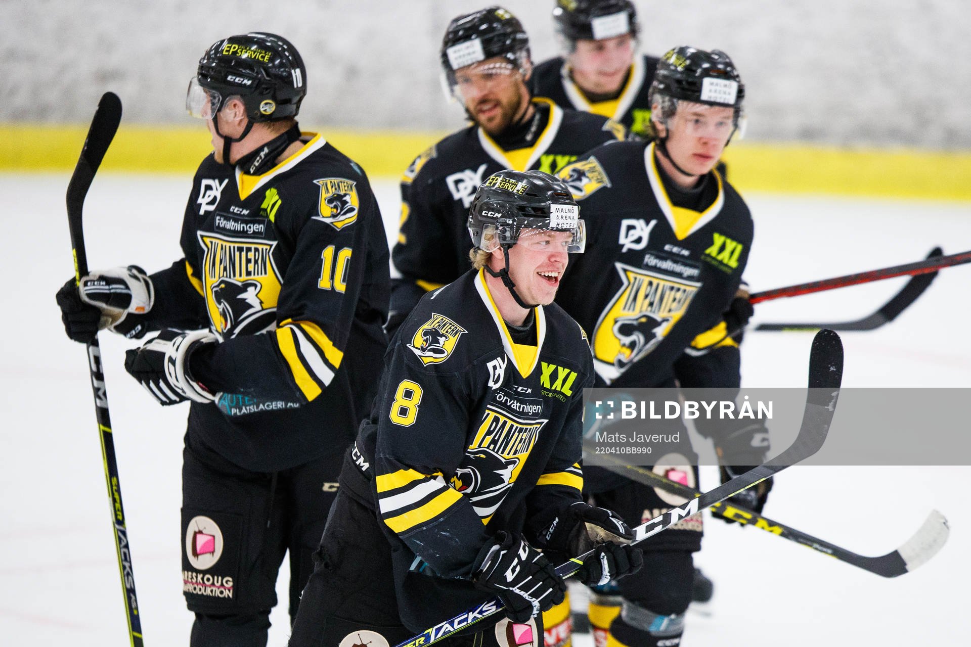 Panterns Pontus Svensson jublar