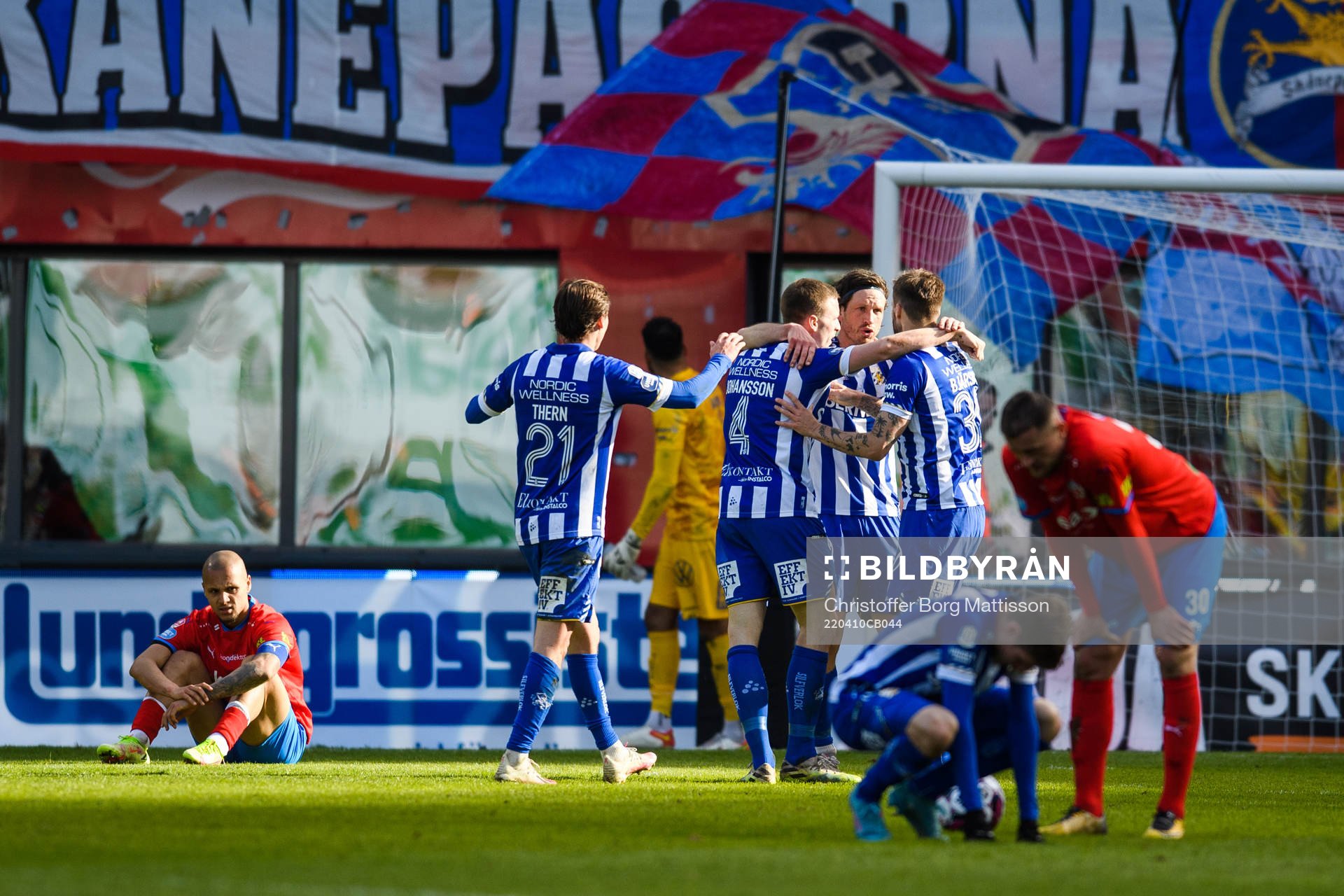IFK Göteborgs spelare jublar
