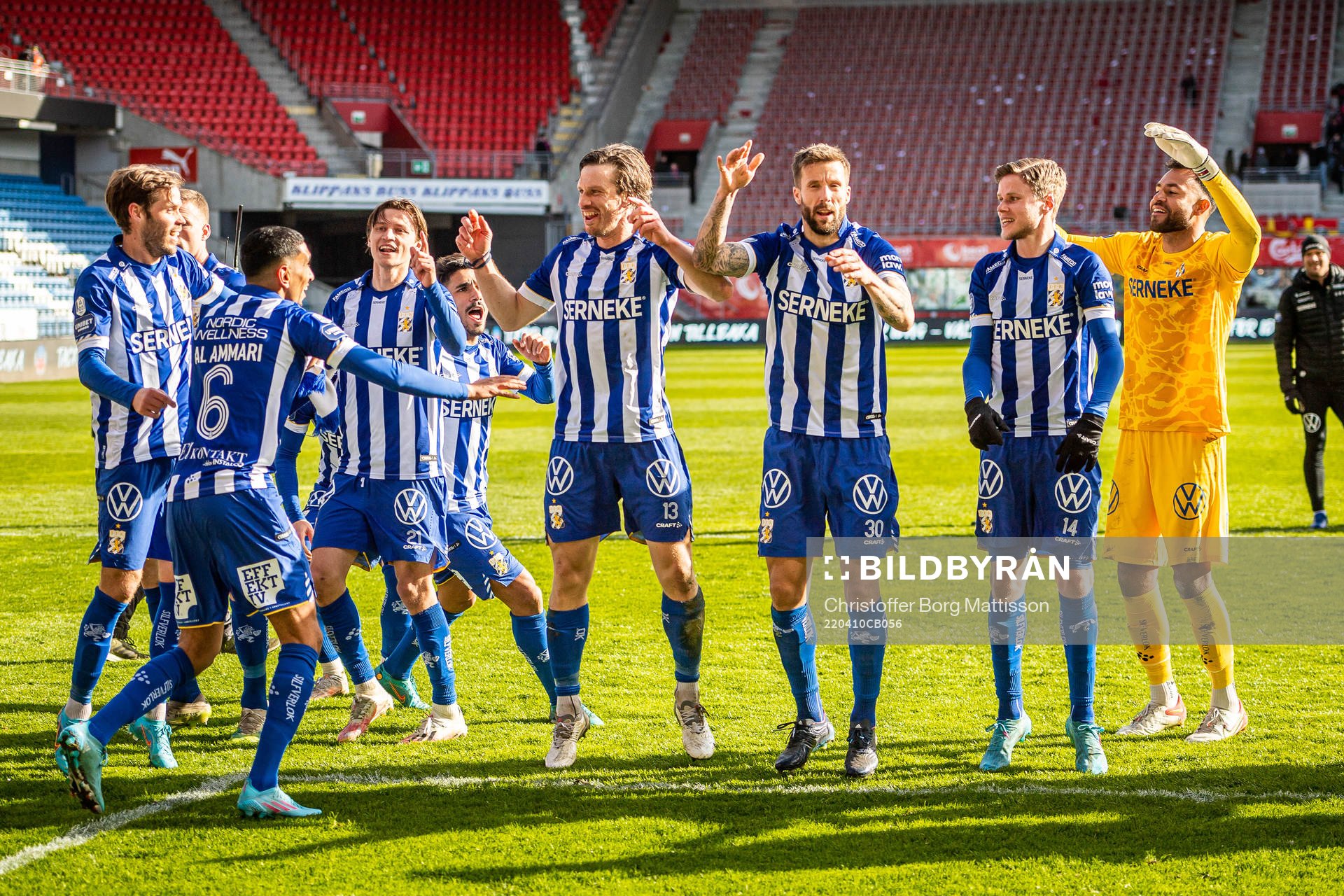 IFK Göteborgs spelare jublar