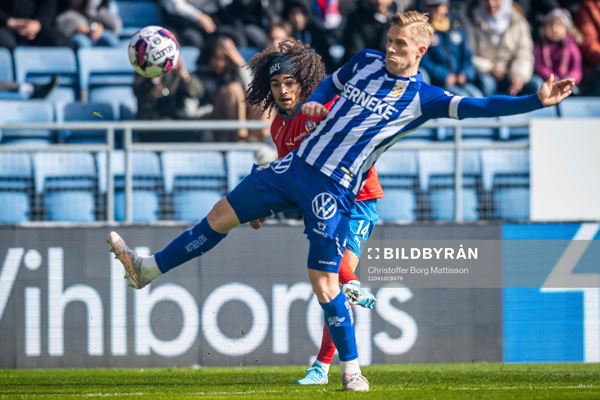 Helsingborgs Adam Kaied och IFK Göteborgs Oscar Wendt