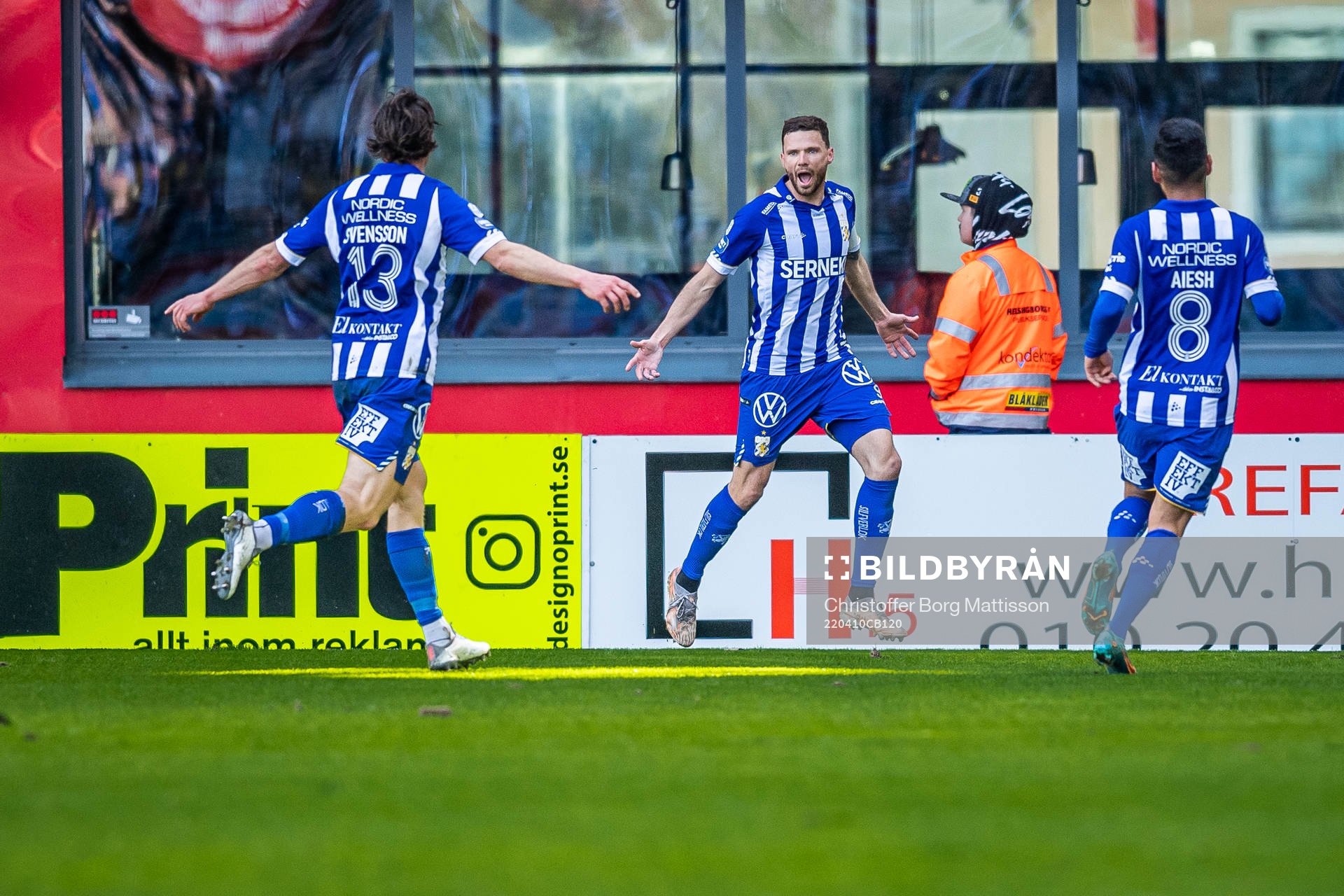 IFK Göteborgs Marcus Berg jublar efter 0-1 under fotbollsmatchen i Allsvenskan mellan Helsingborg och IFK Göteborg den 10 april 2022 i Helsingborg.