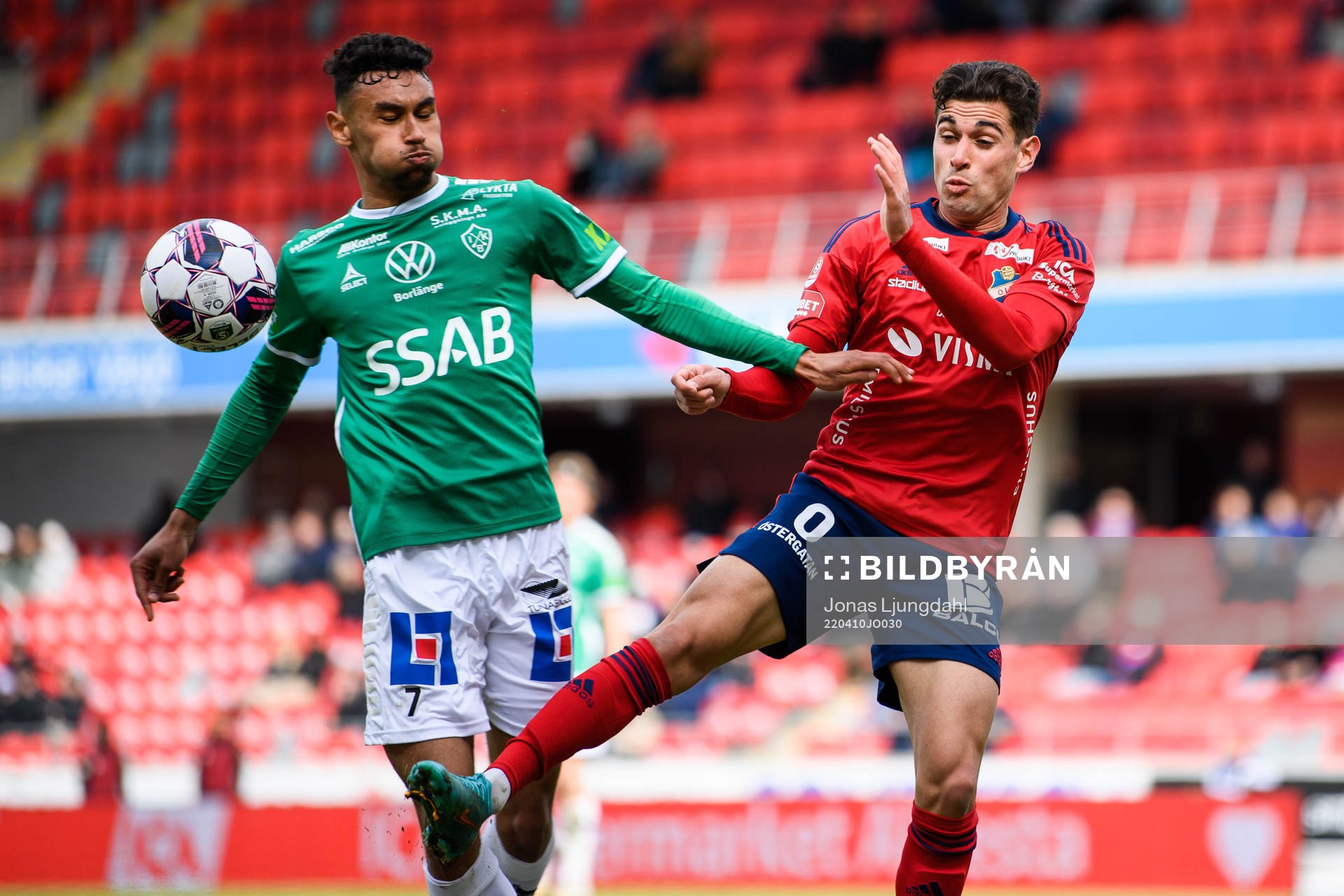 Brages Joakim Persson och Östers Ahmed Bonnah
