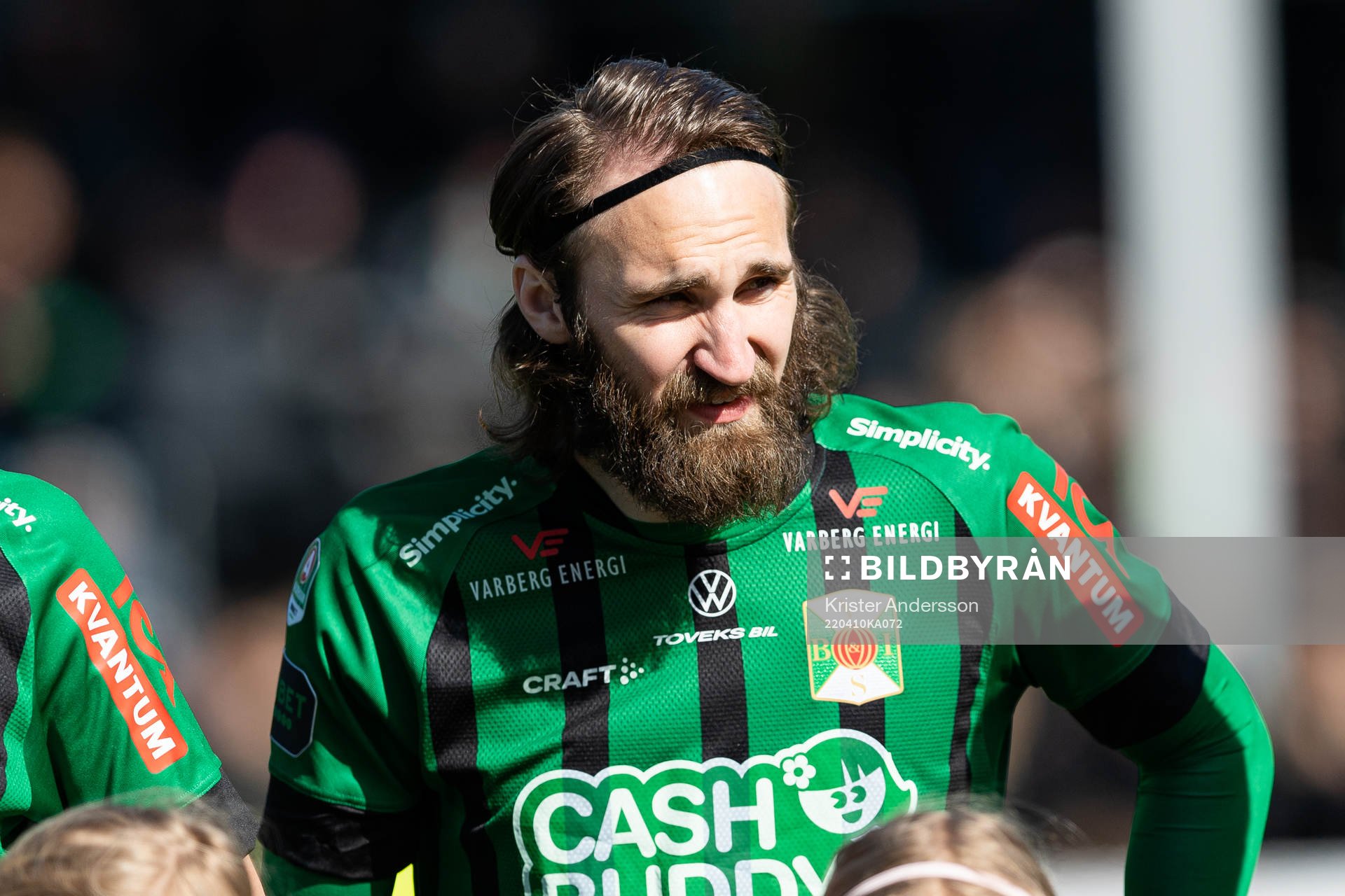 Varbergs Oskar Sverrisson före fotbollsmatchen i