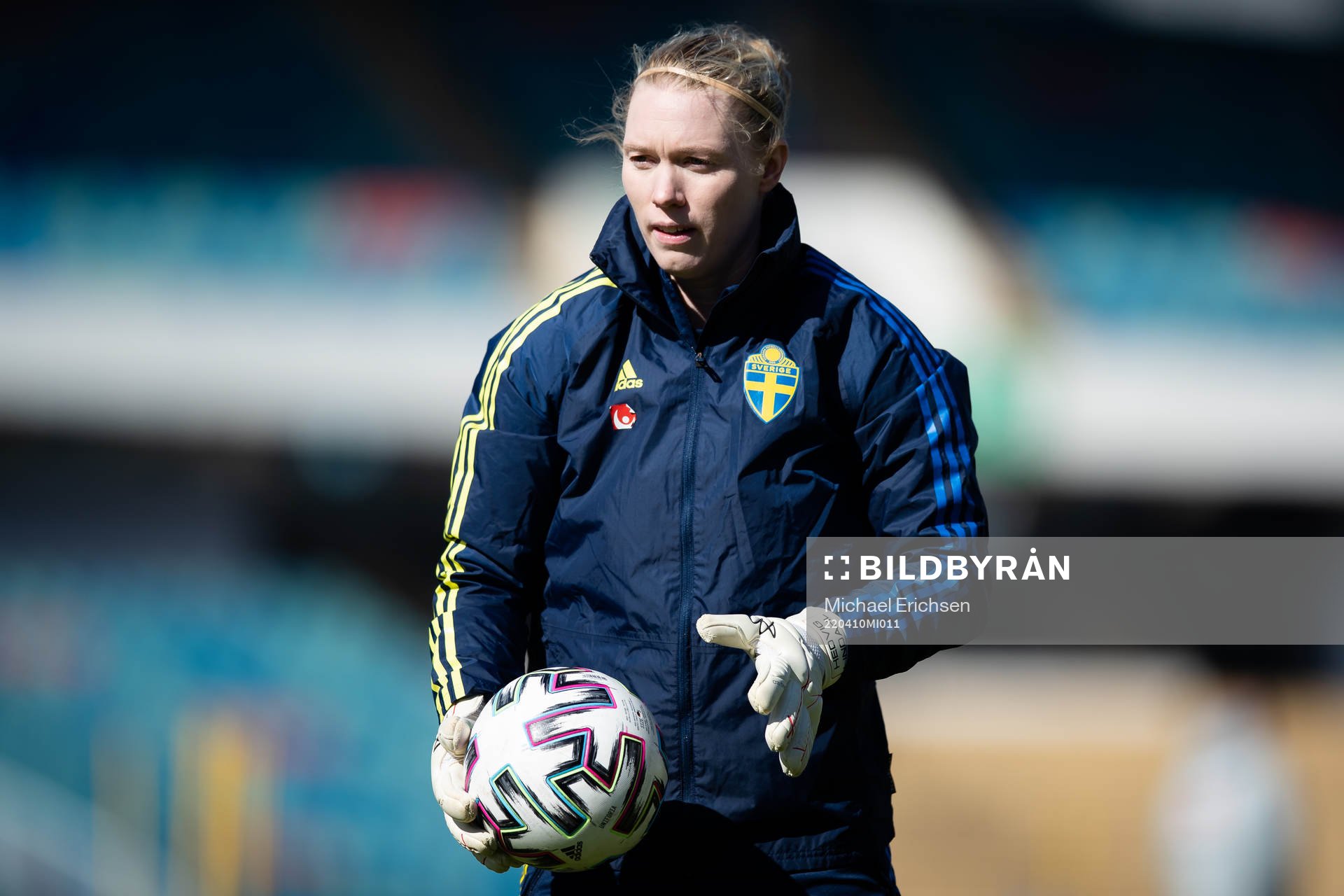 Goalkeeper Hedvig Lindahl of Sweden