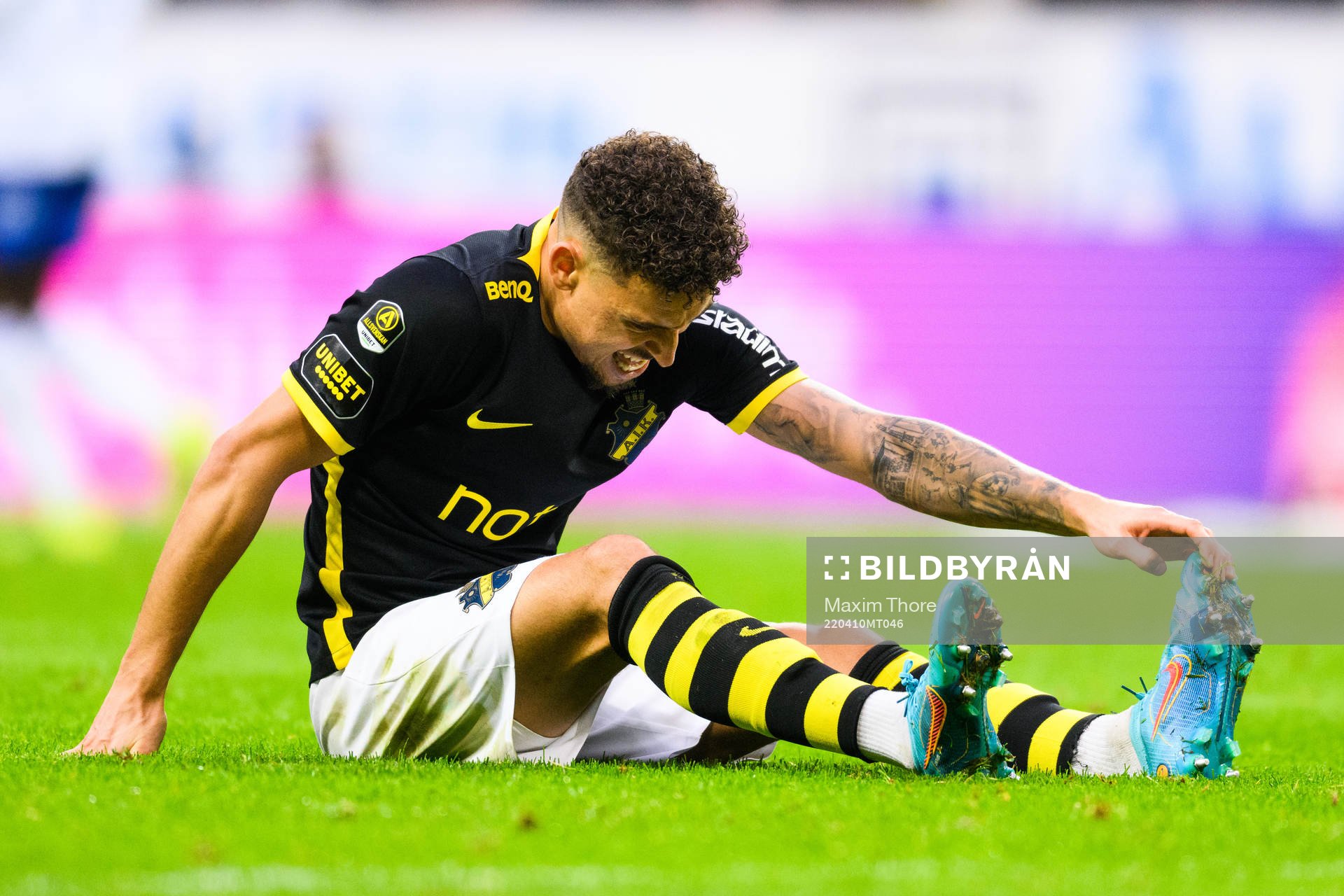 s Jordan Larsson har ont