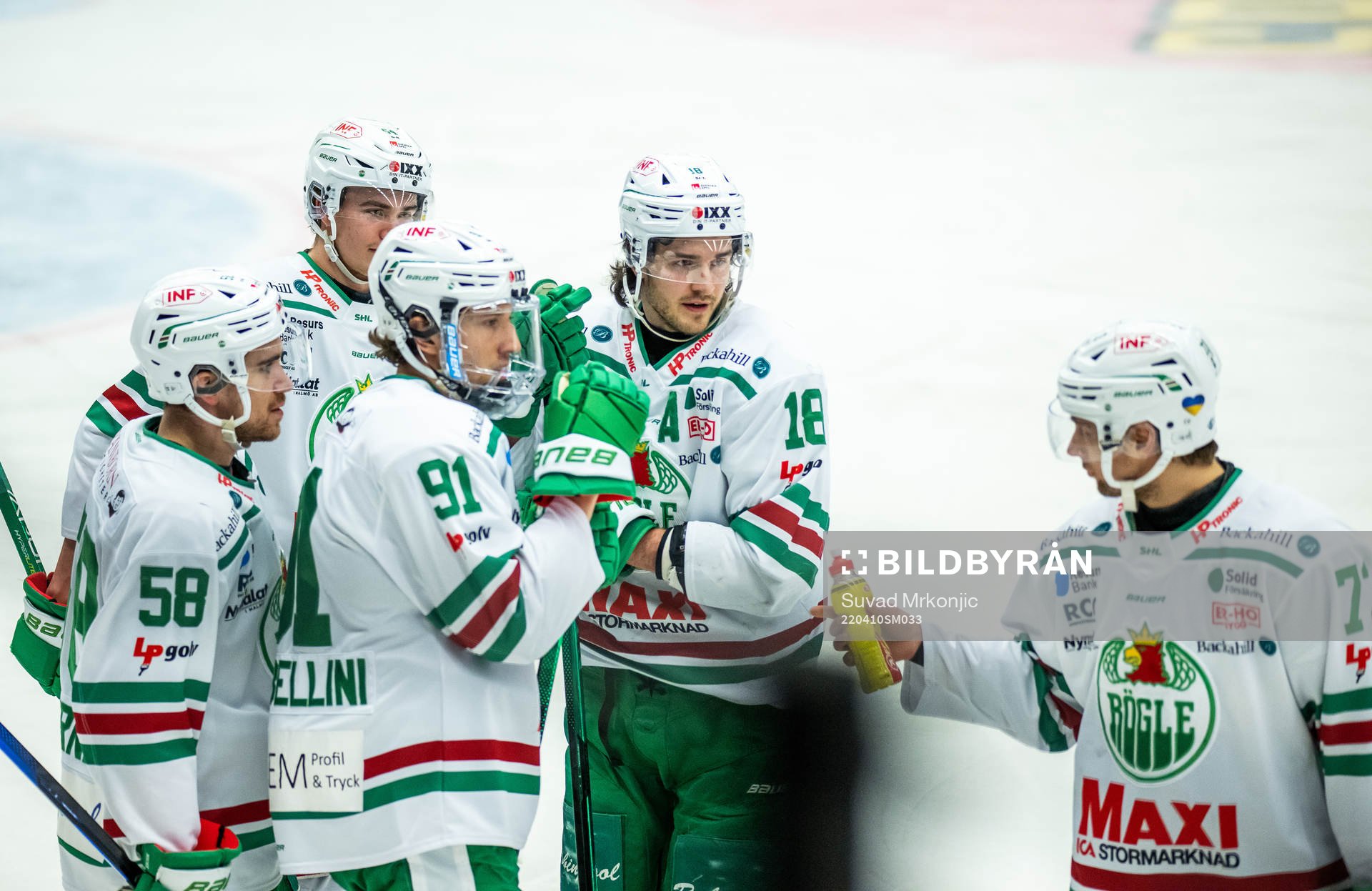 Rögles spelare samtalar