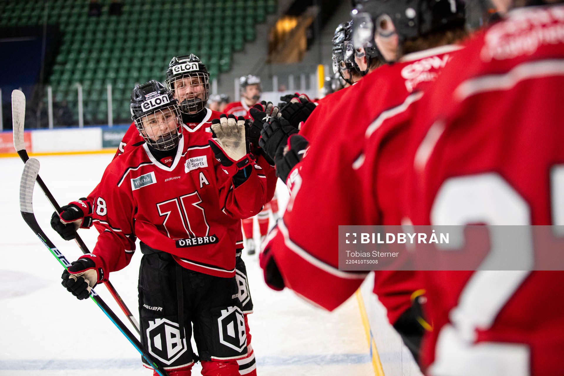Örebros Lukas Sagranden jublar