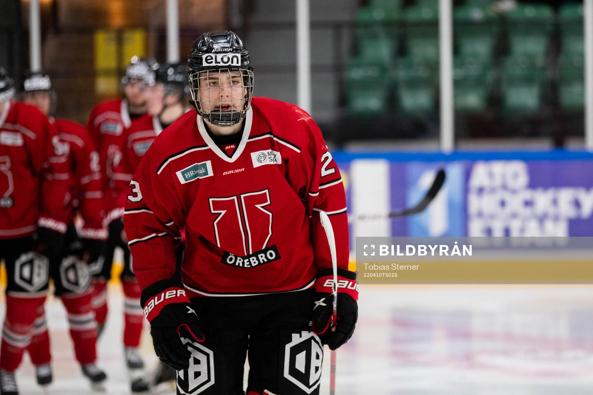 Örebros Leo Carlsson jublar
