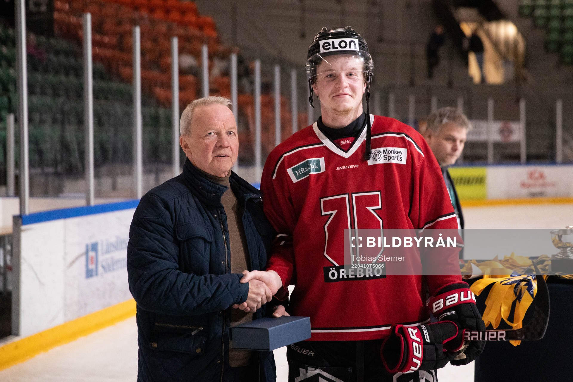 Örebros Simon Forsmark tilldelas pris som säsongens