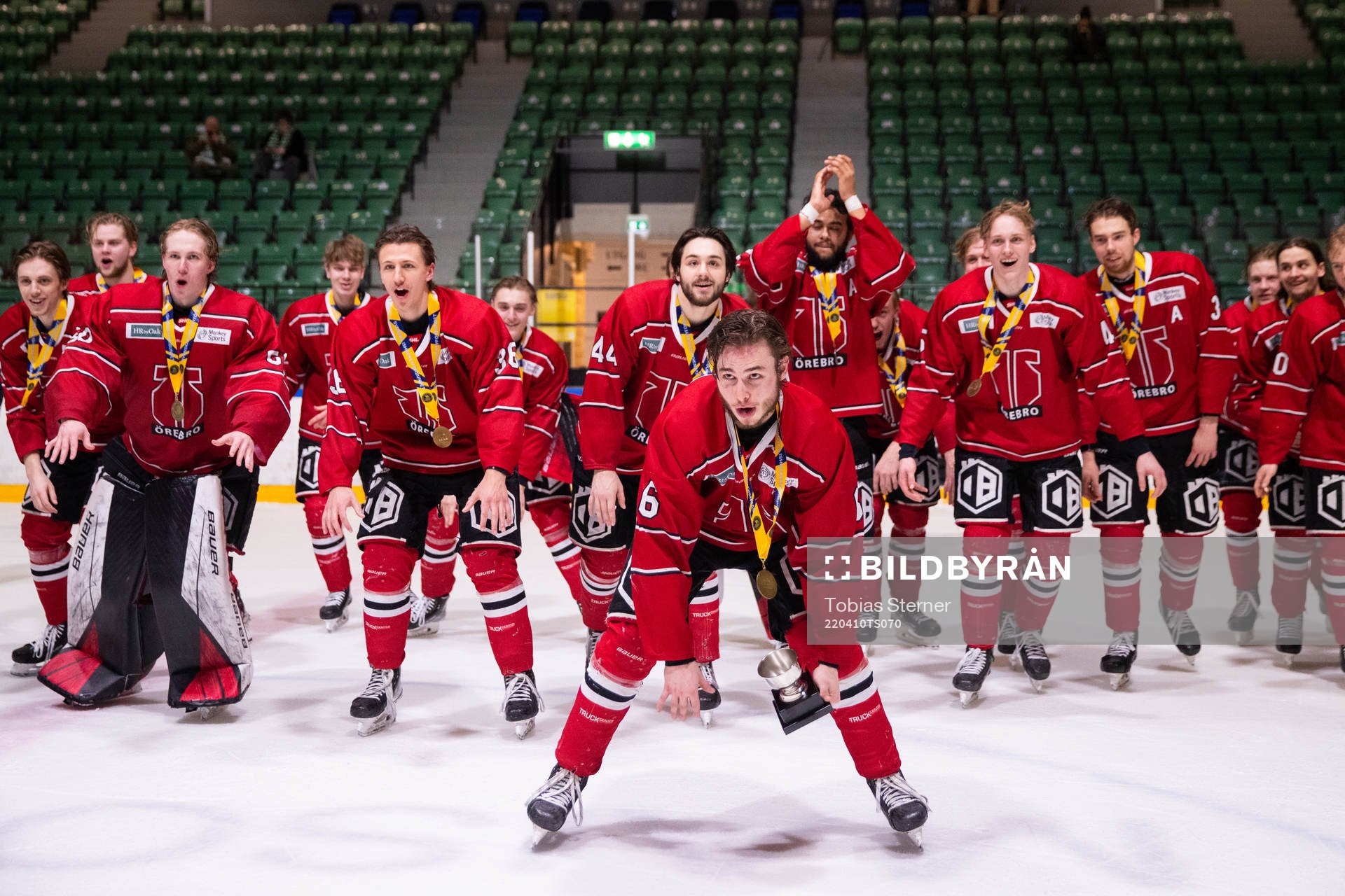 Örebros spelare jublar