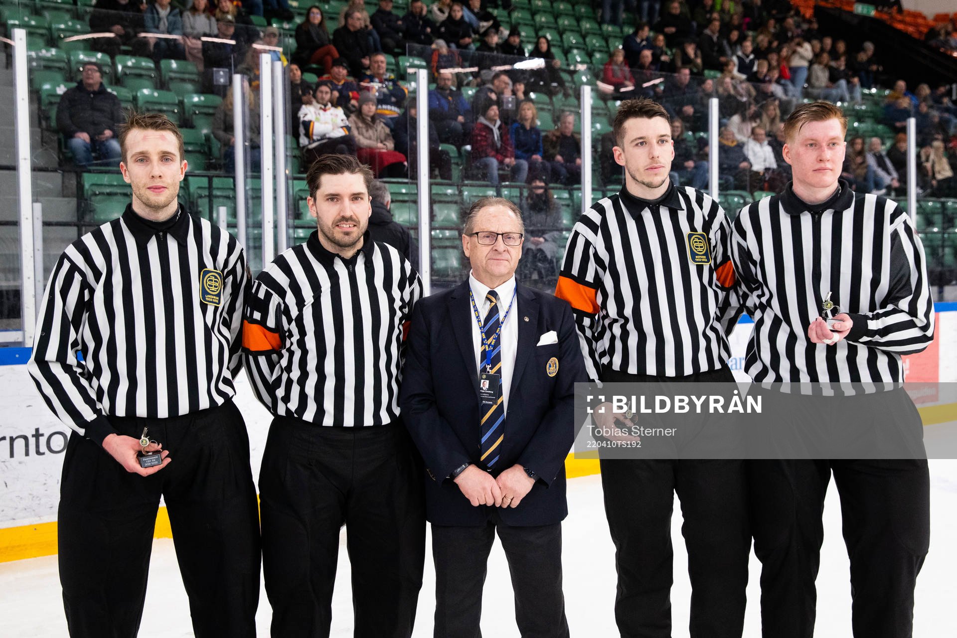 Domare Philip Hanning, Mattias Enroth, Svenska