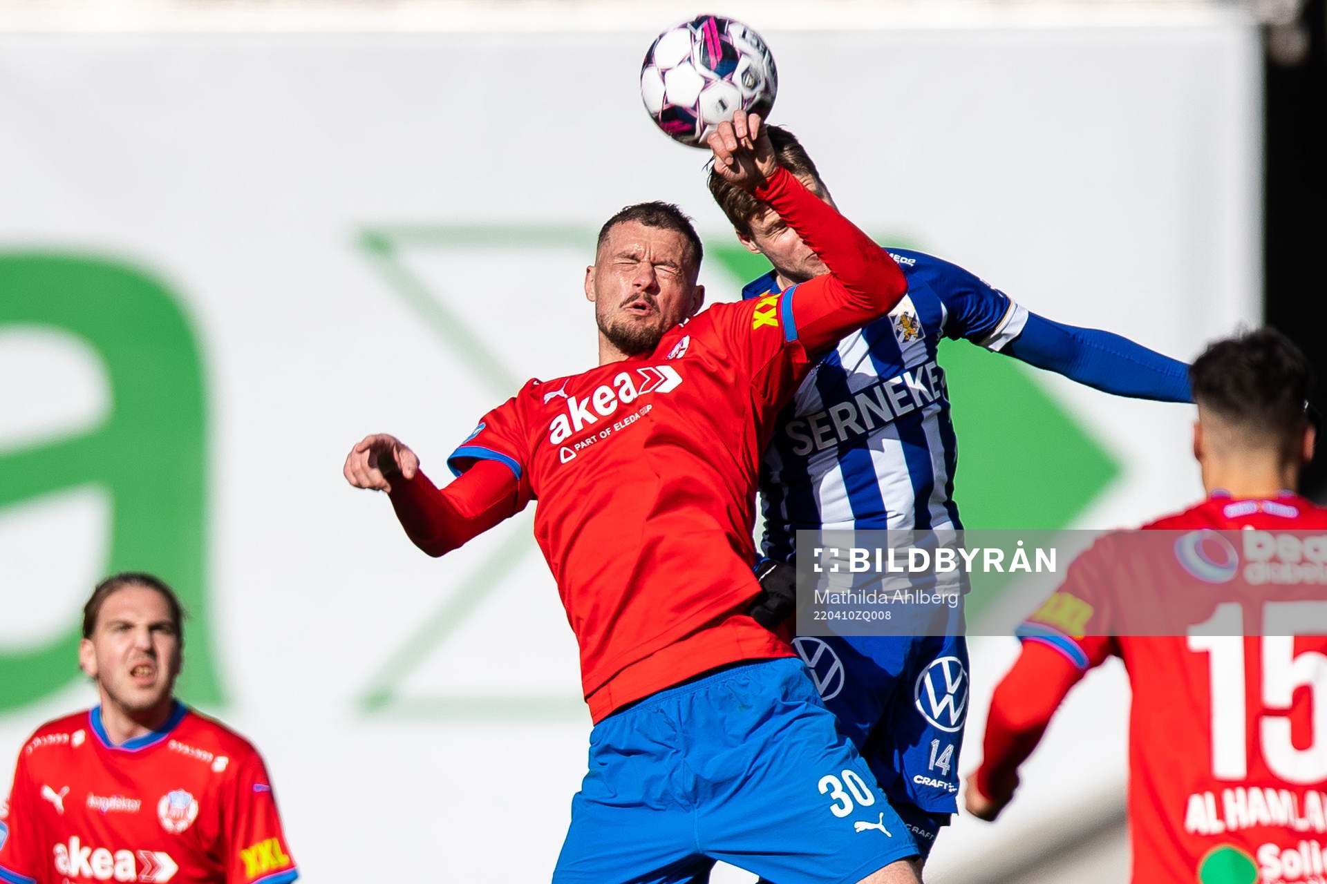 Helsingborgs Albert Ejupi och IFK Göteborgs Gustaf Norlin