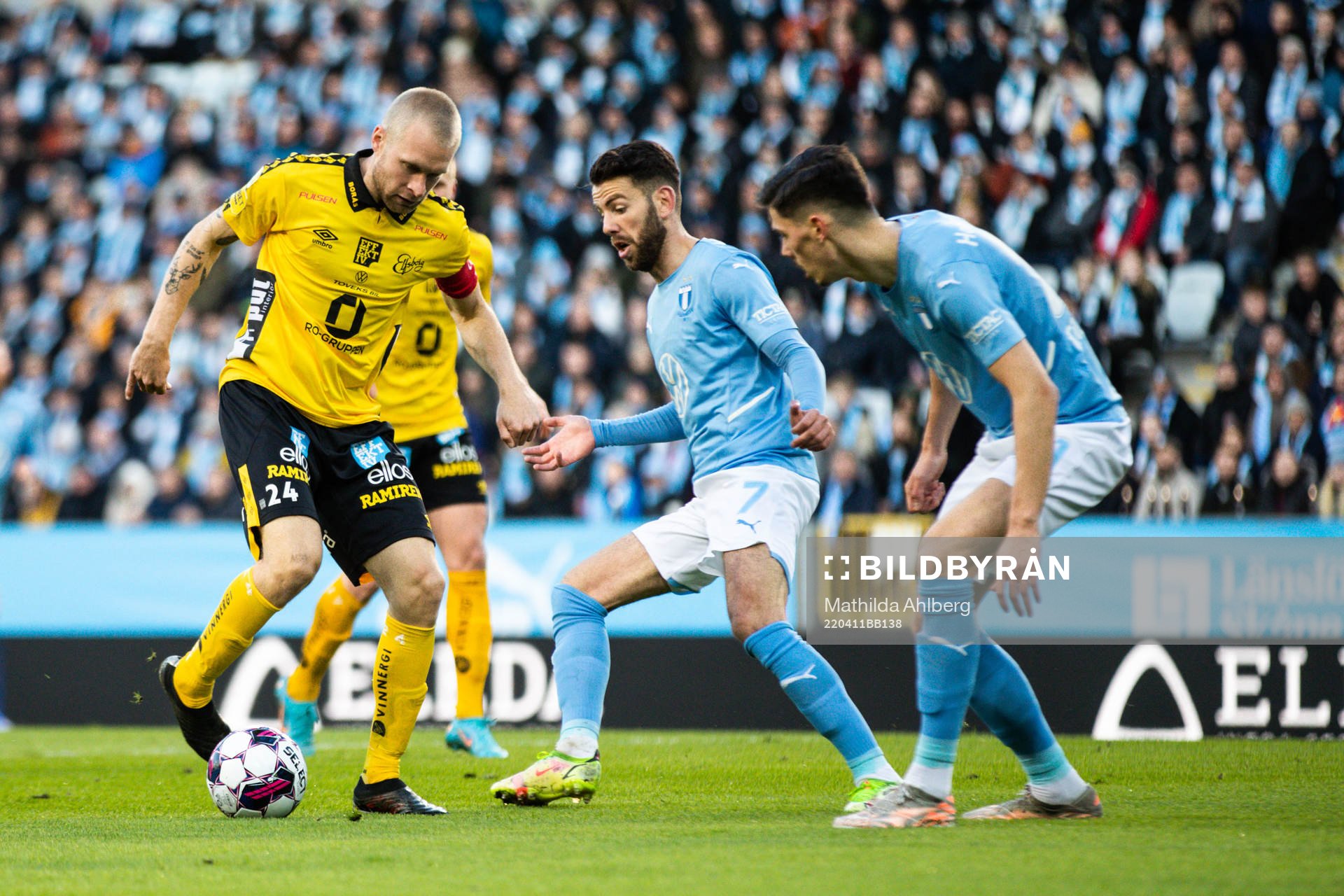 Elfsborgs Johan Larsson och Malmö FFs Erdal Rakip